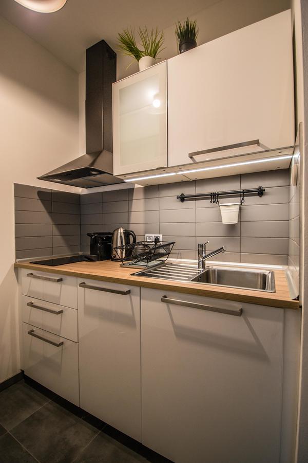 Apartment Executive Bright Apt. By Ruterra *