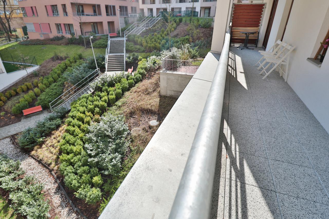 Bright Spacious Apartmán