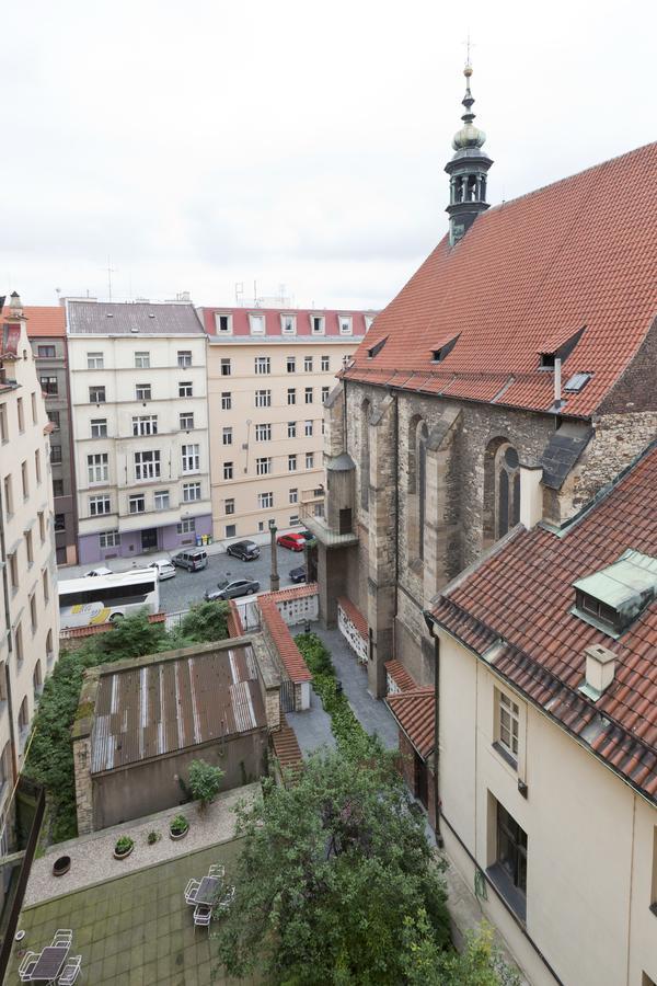 Hostel Hlávkova