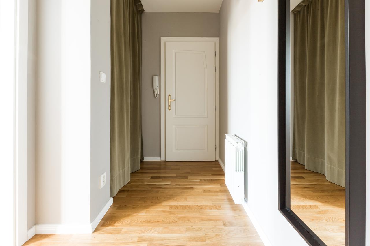 Days - Sunny Riverside With Terraces Apartment *