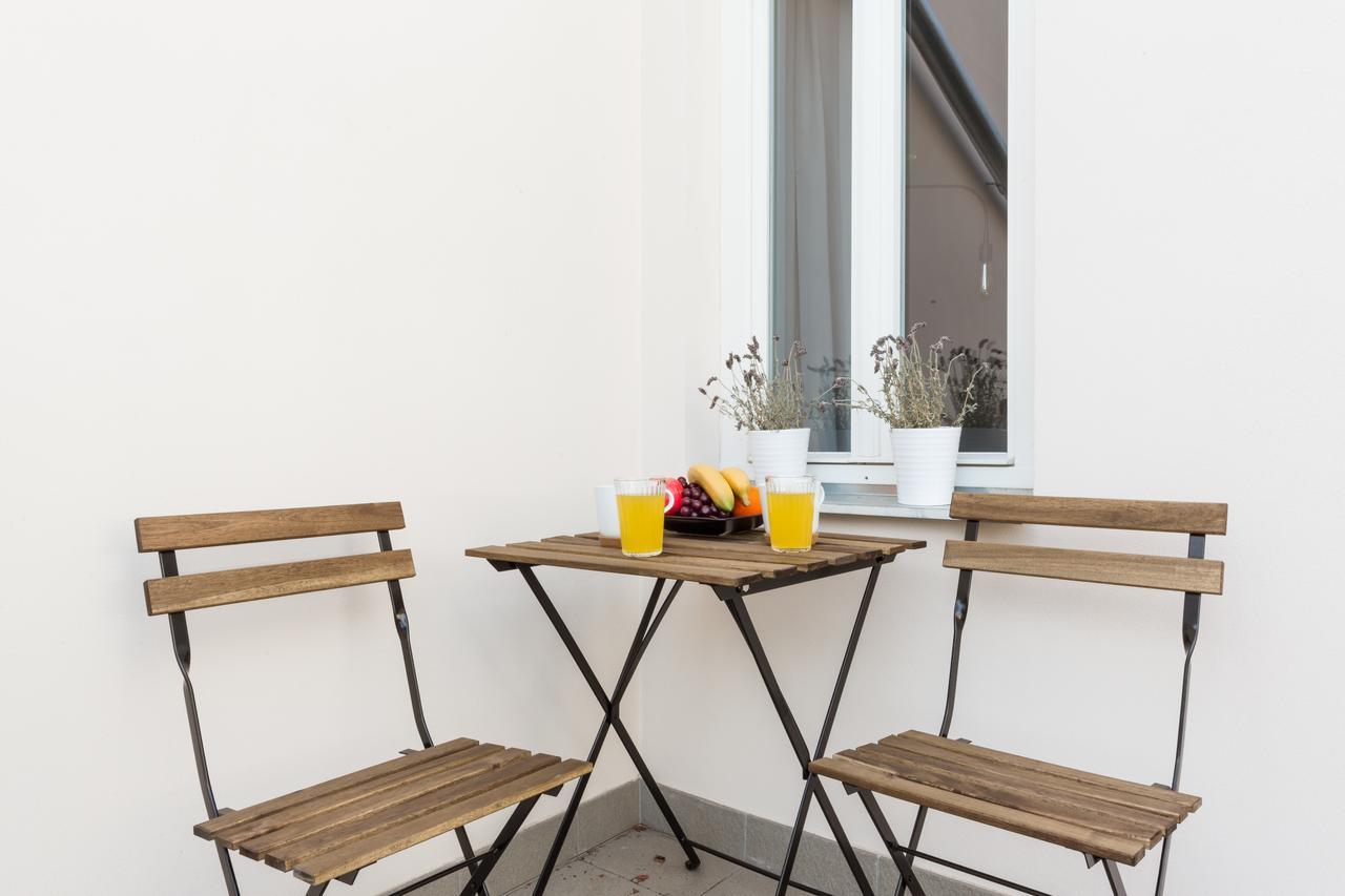 Days - Sunny Riverside With Terraces Lejlighed