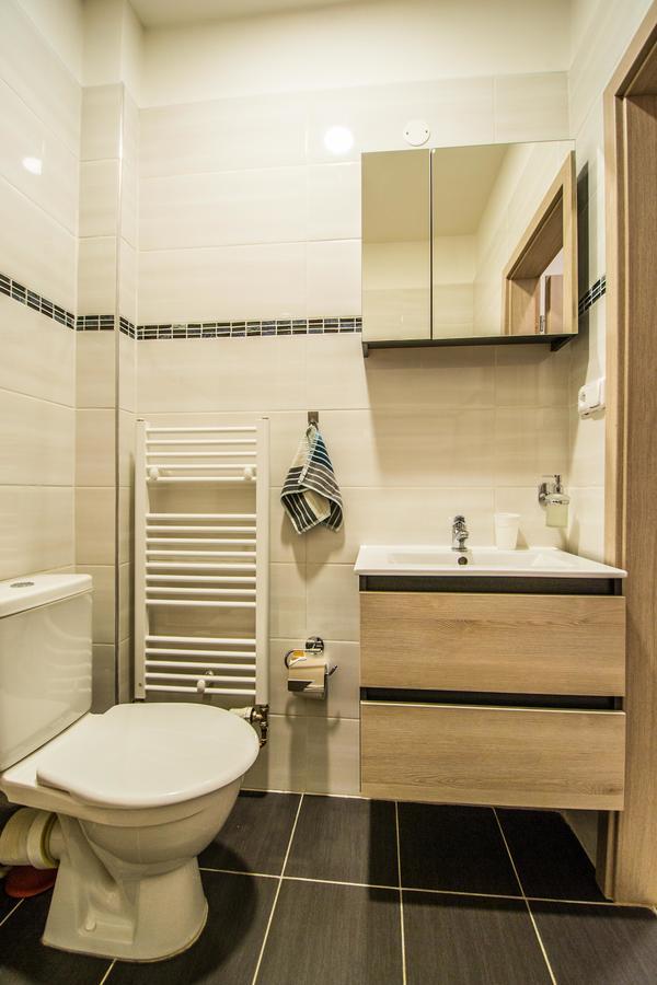 Executive Bright Apt. By Ruterra Apartment *