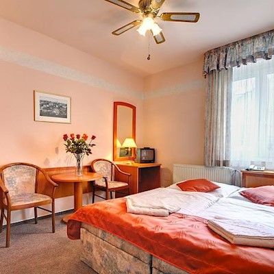 Hotel White Lion