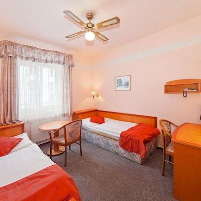 Hotel White Lion 4*