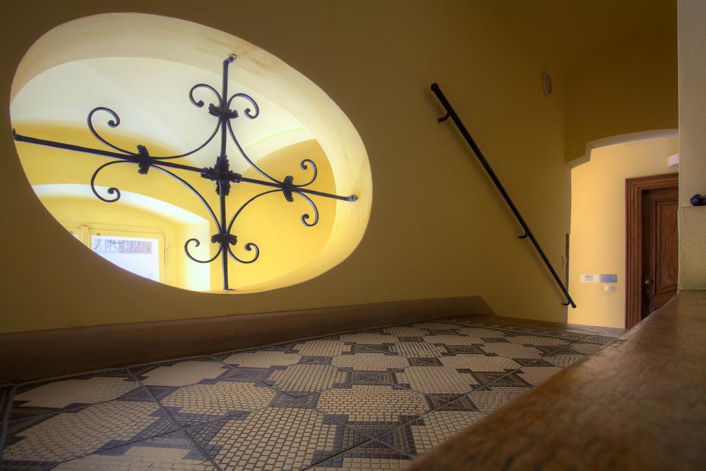 Apartment U Kapra Prag