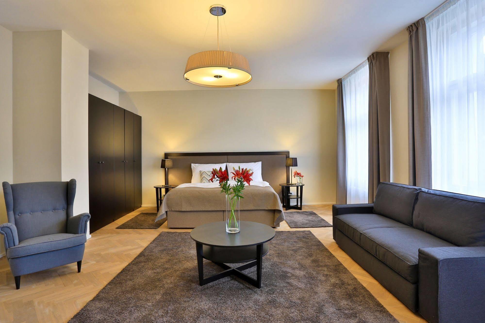 Aparthotel & Praha