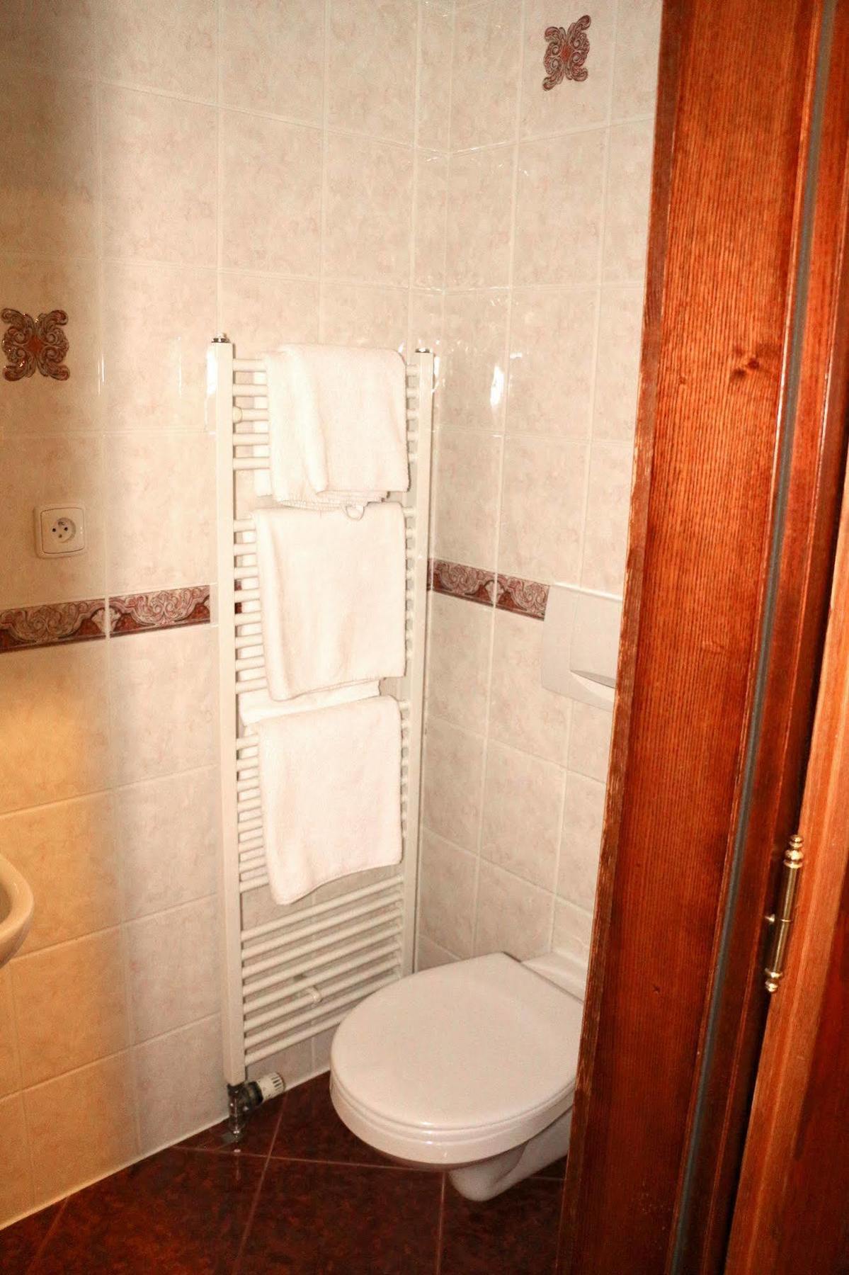 River Star Hotel