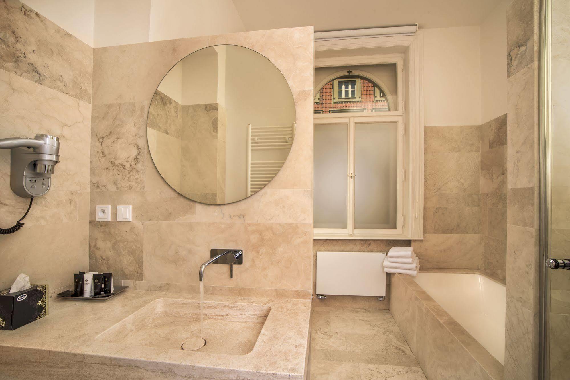 Golden Crown 4* Prag