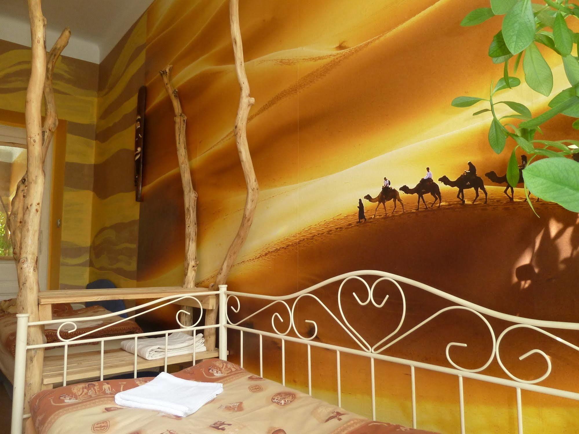 Hostel Artharmony &