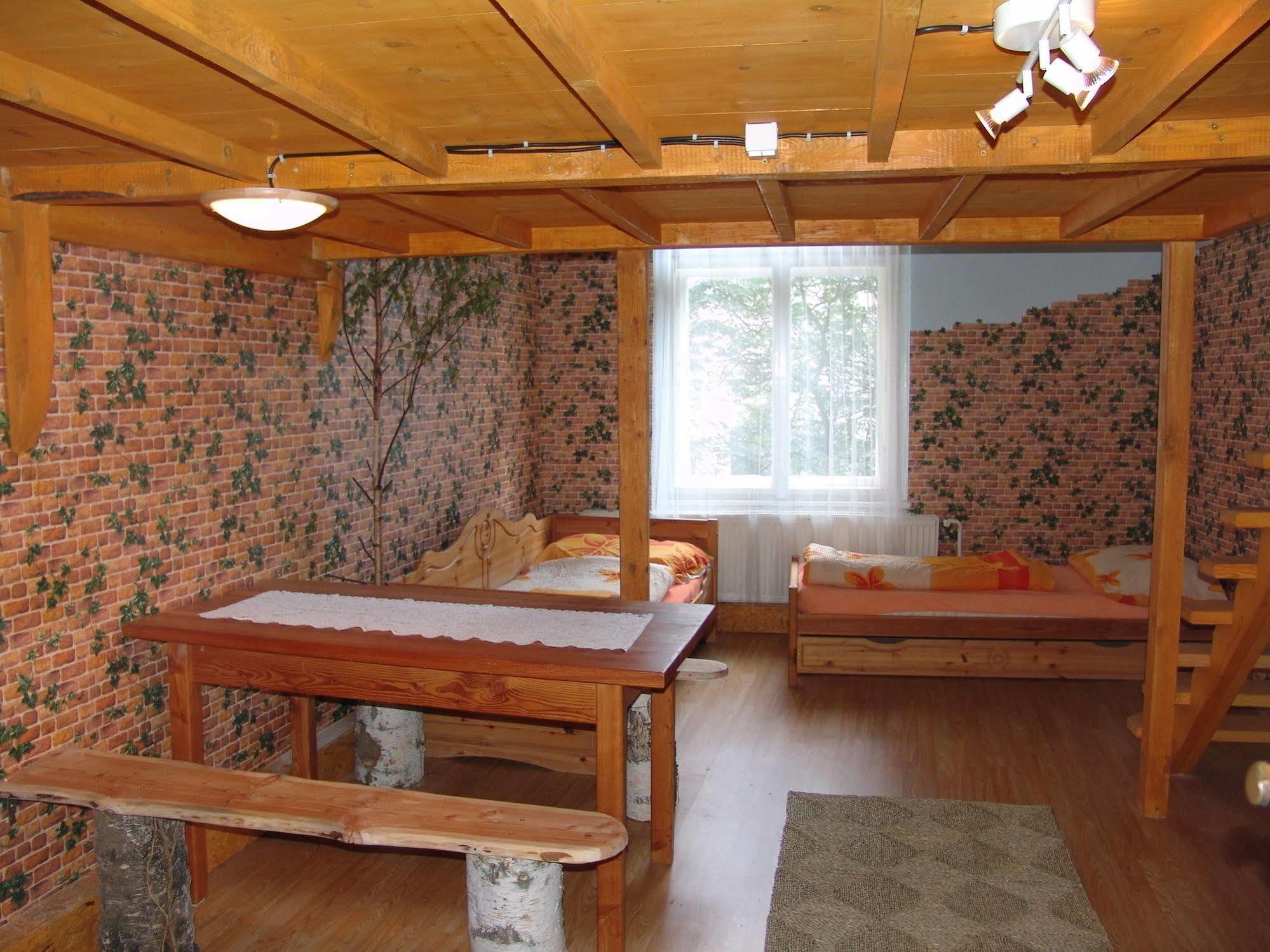 Hostel Artharmony & Prag