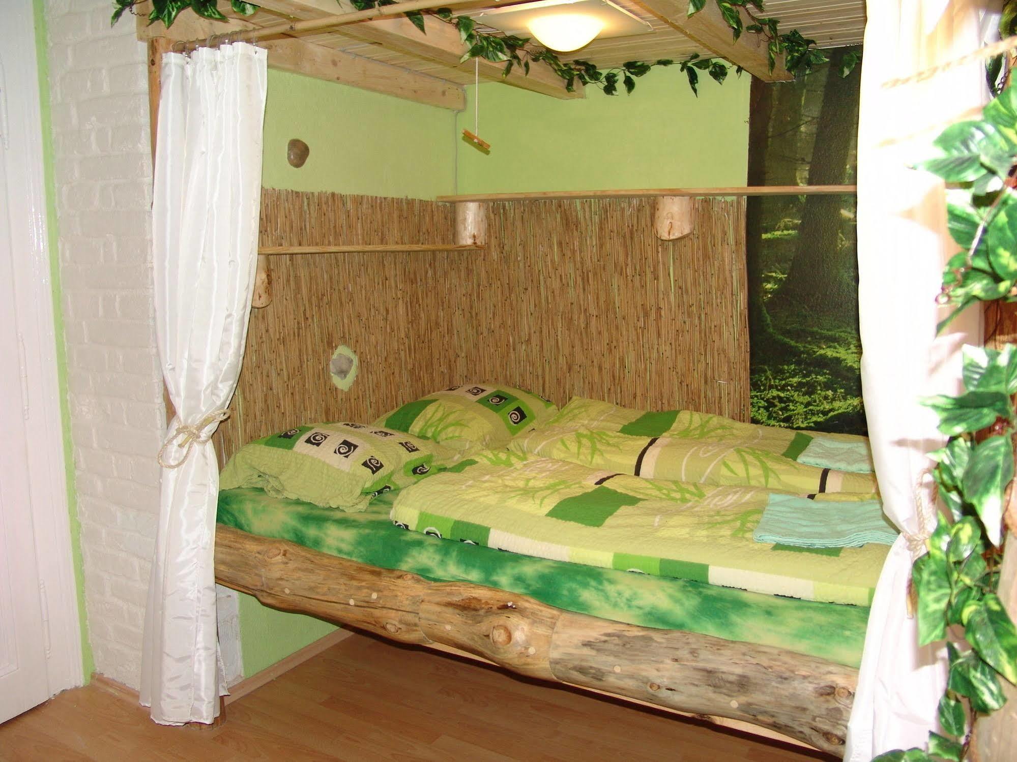 Hostel Artharmony & *