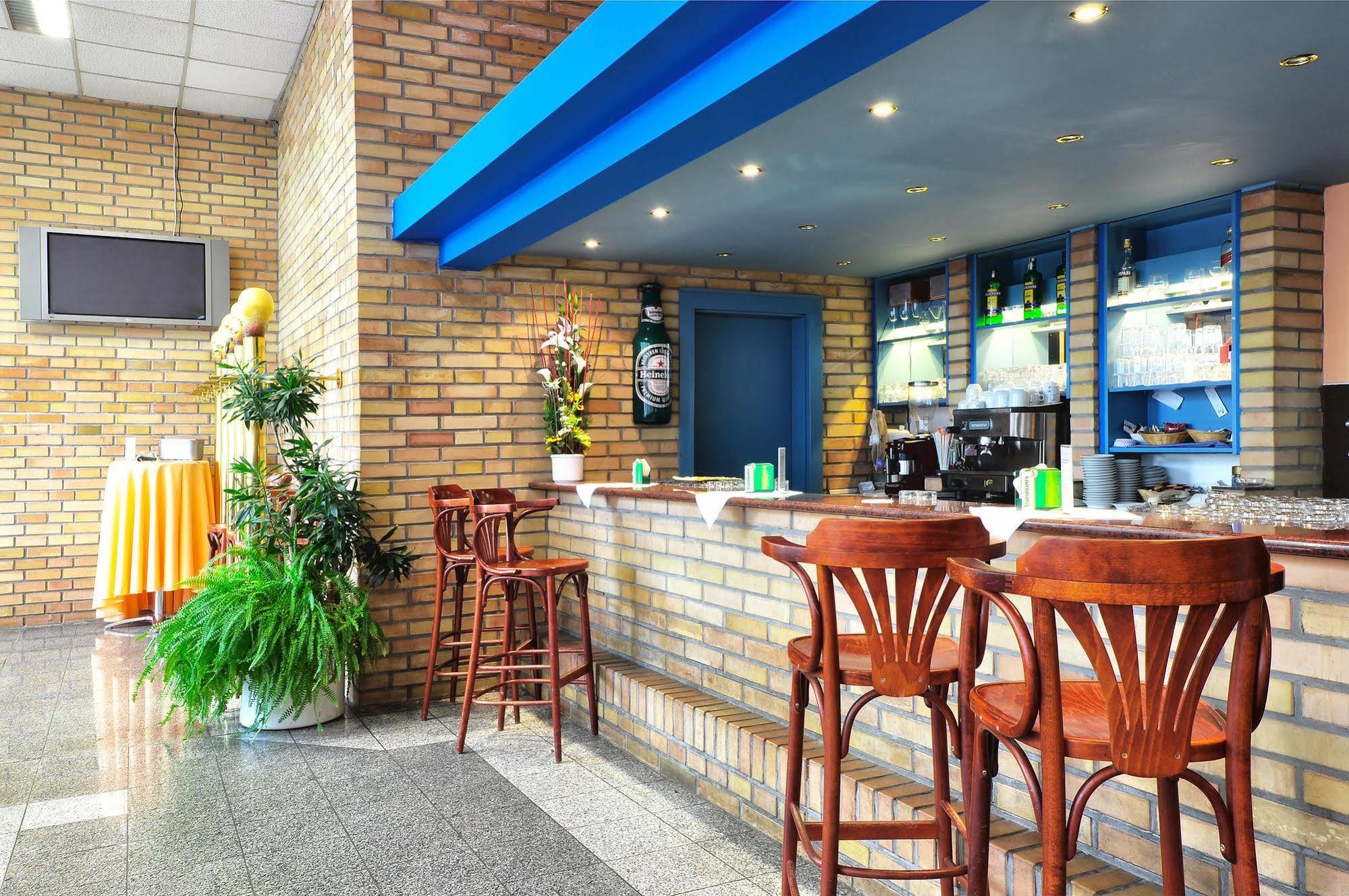 Hotel Olympik Artemis 4*