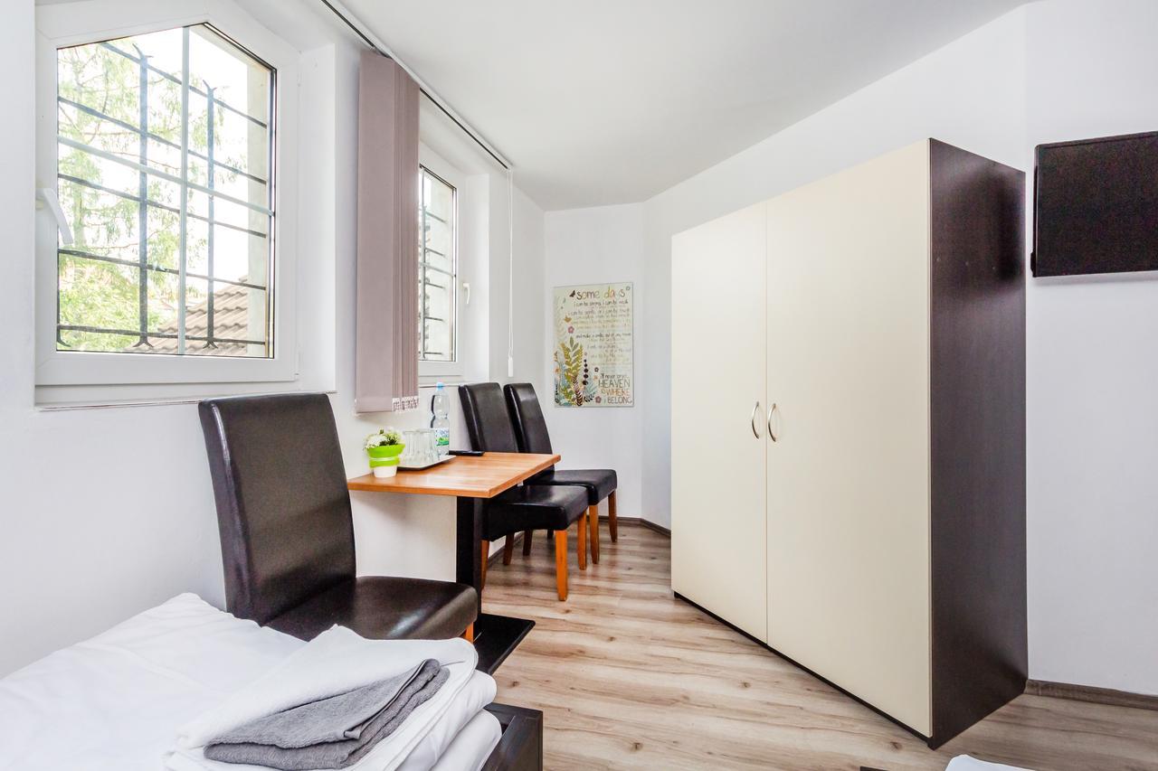 Nova Hospoda - & Restaurant Hotell 3*