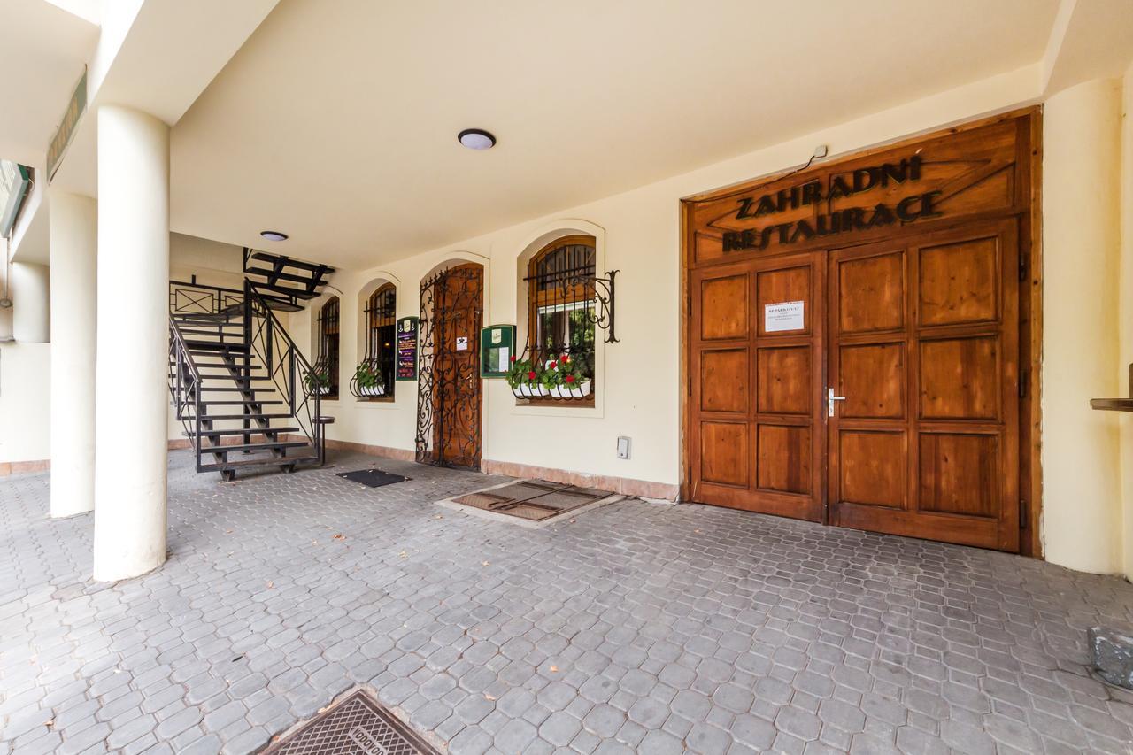 Nova Hospoda - & Restaurant Hotel 3*