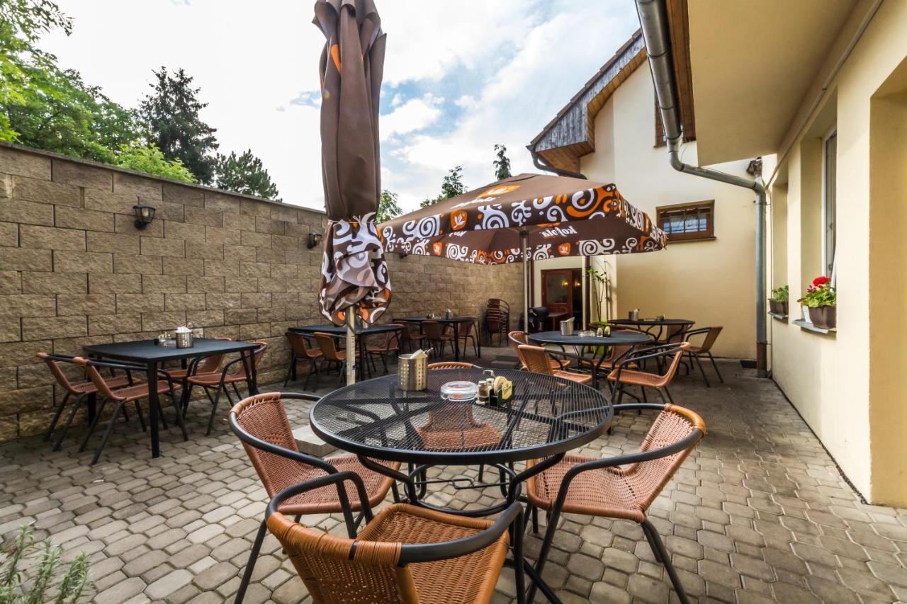 Nova Hospoda - & Restaurant Hotel 3*