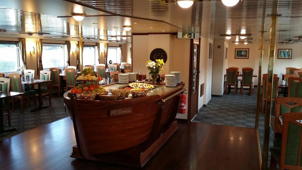 Båthotell Florentina Boat Prag
