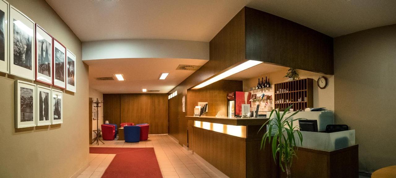 Hotel Inos 3*