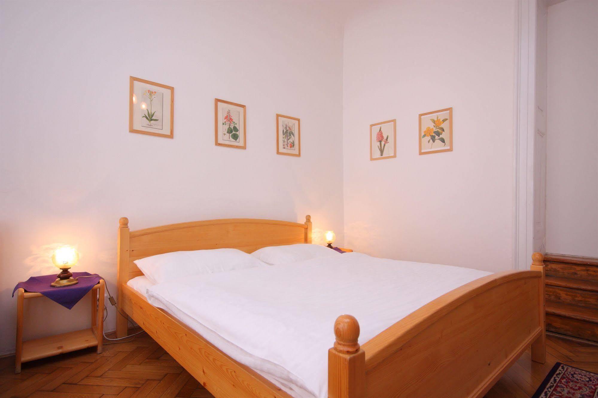 Hotel The Green Garland Prag