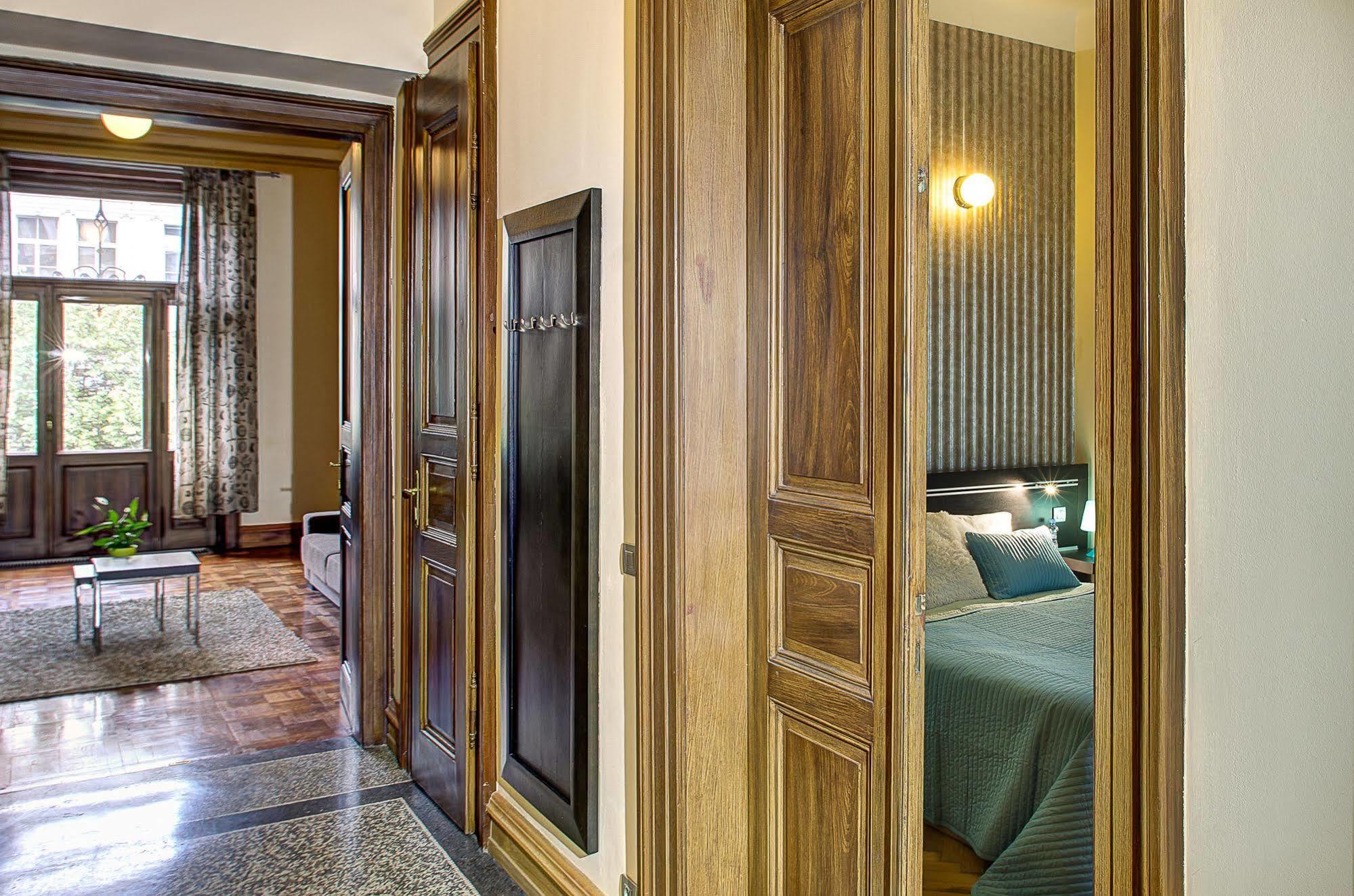 Art House By Adrez * Prag