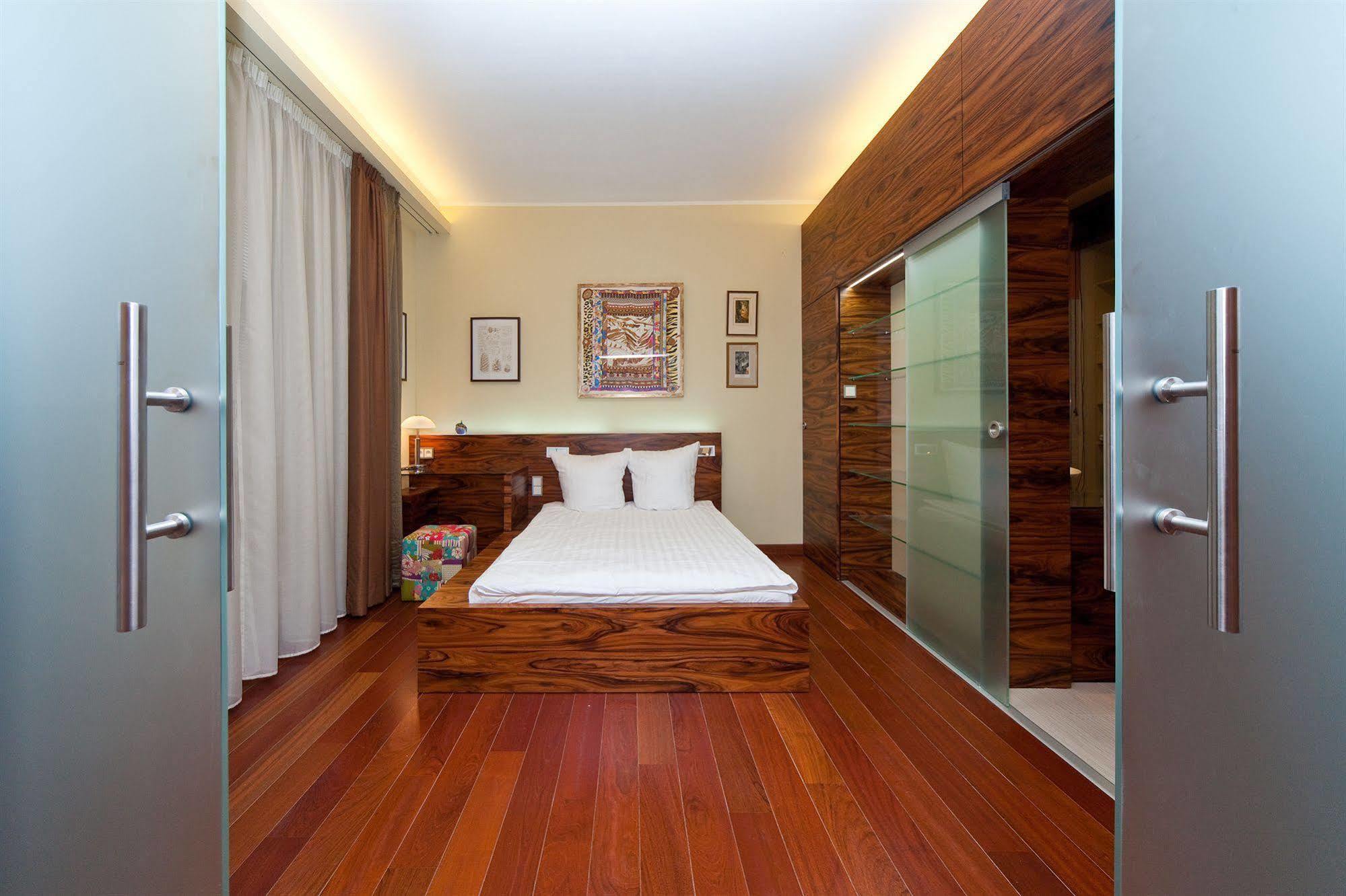 Louren - The Bridge Inn 4* Prague