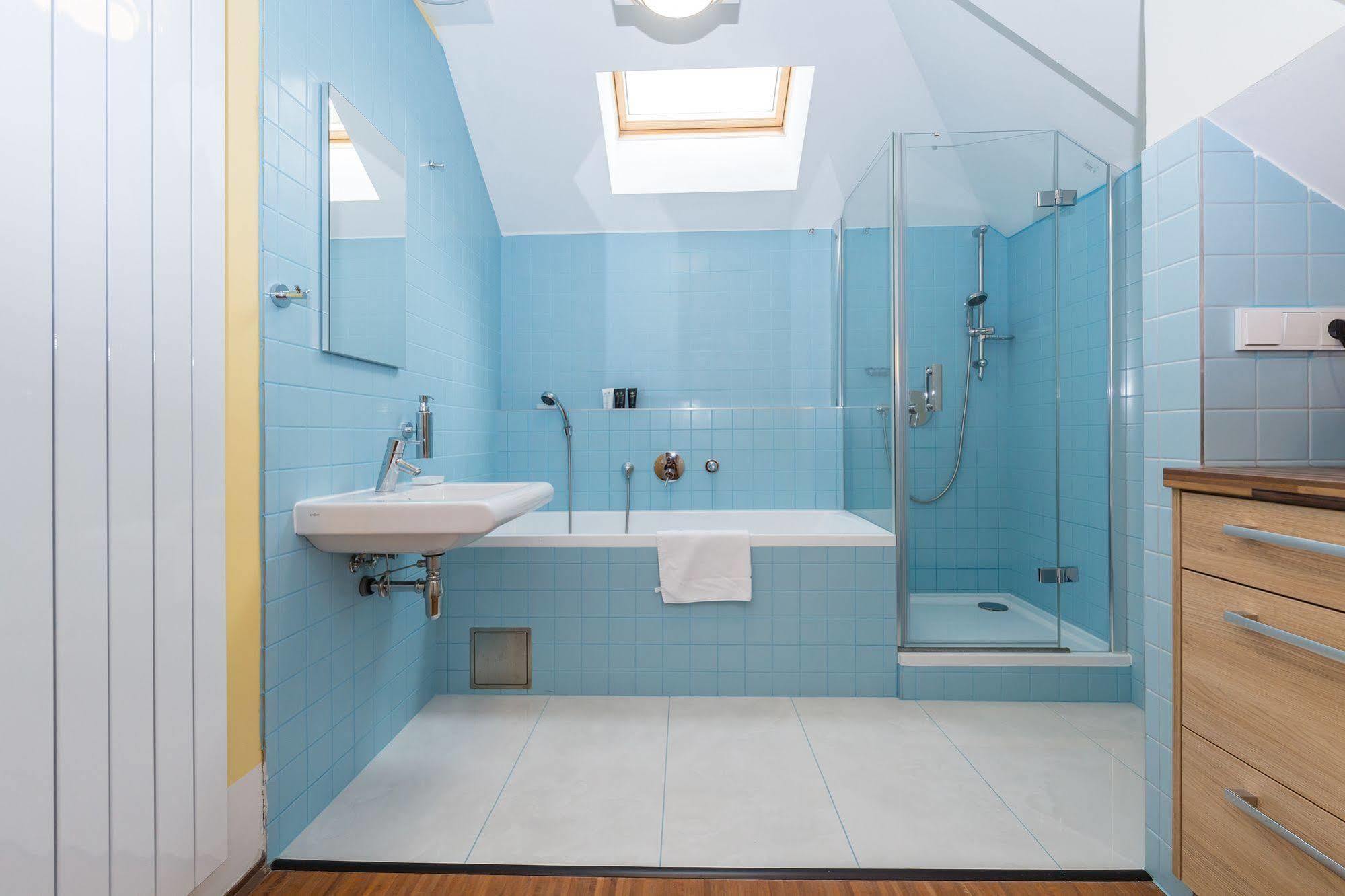 Aparthotel Louren - The Bridge Inn 4*