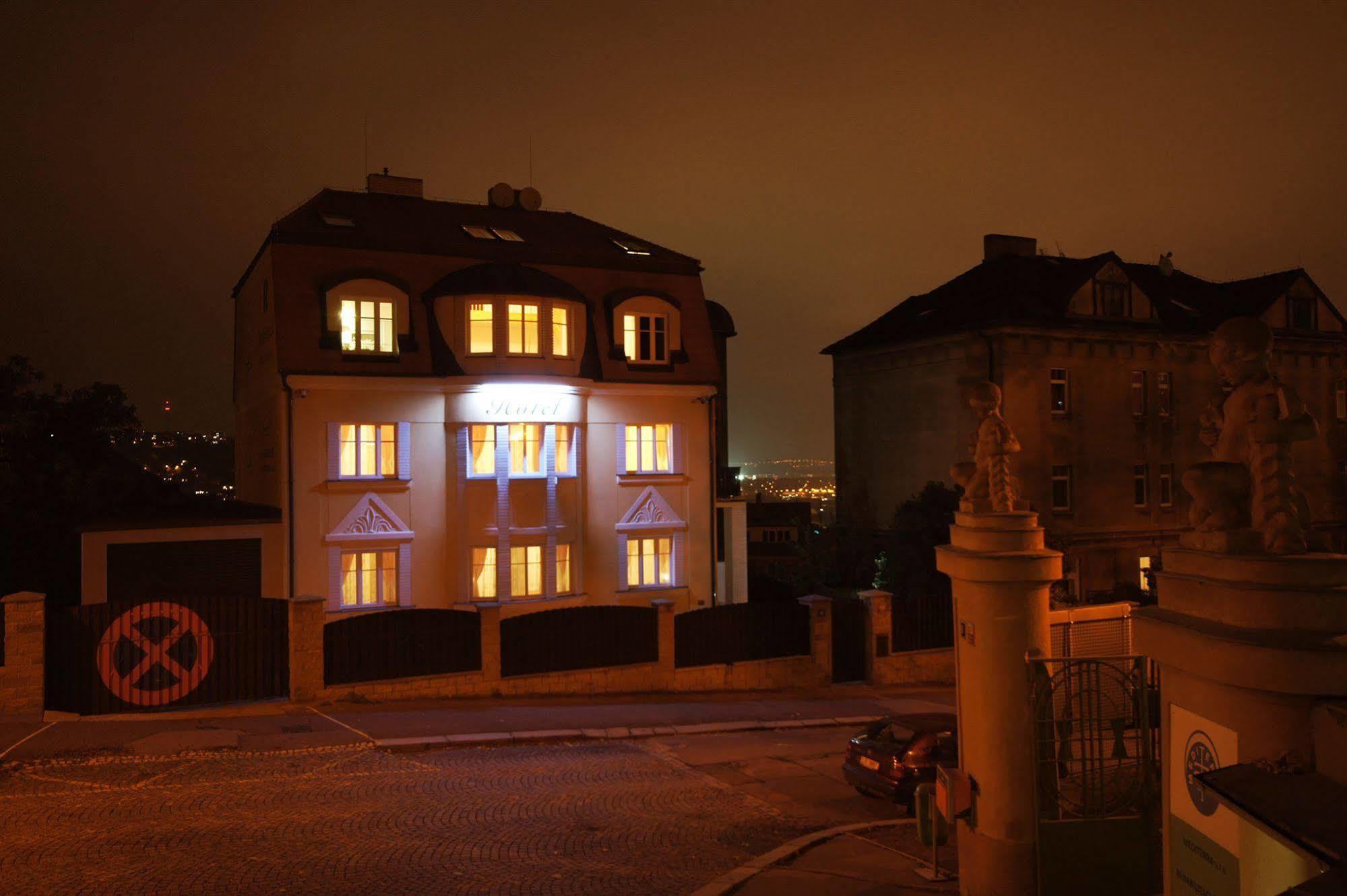 Garni Rambousek Hotel 3*