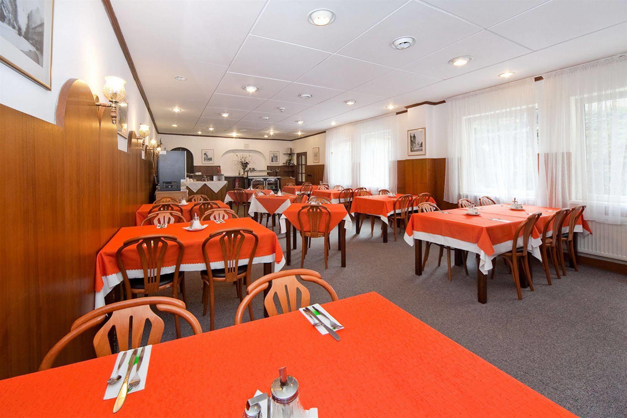 White Lion Hotel Prague