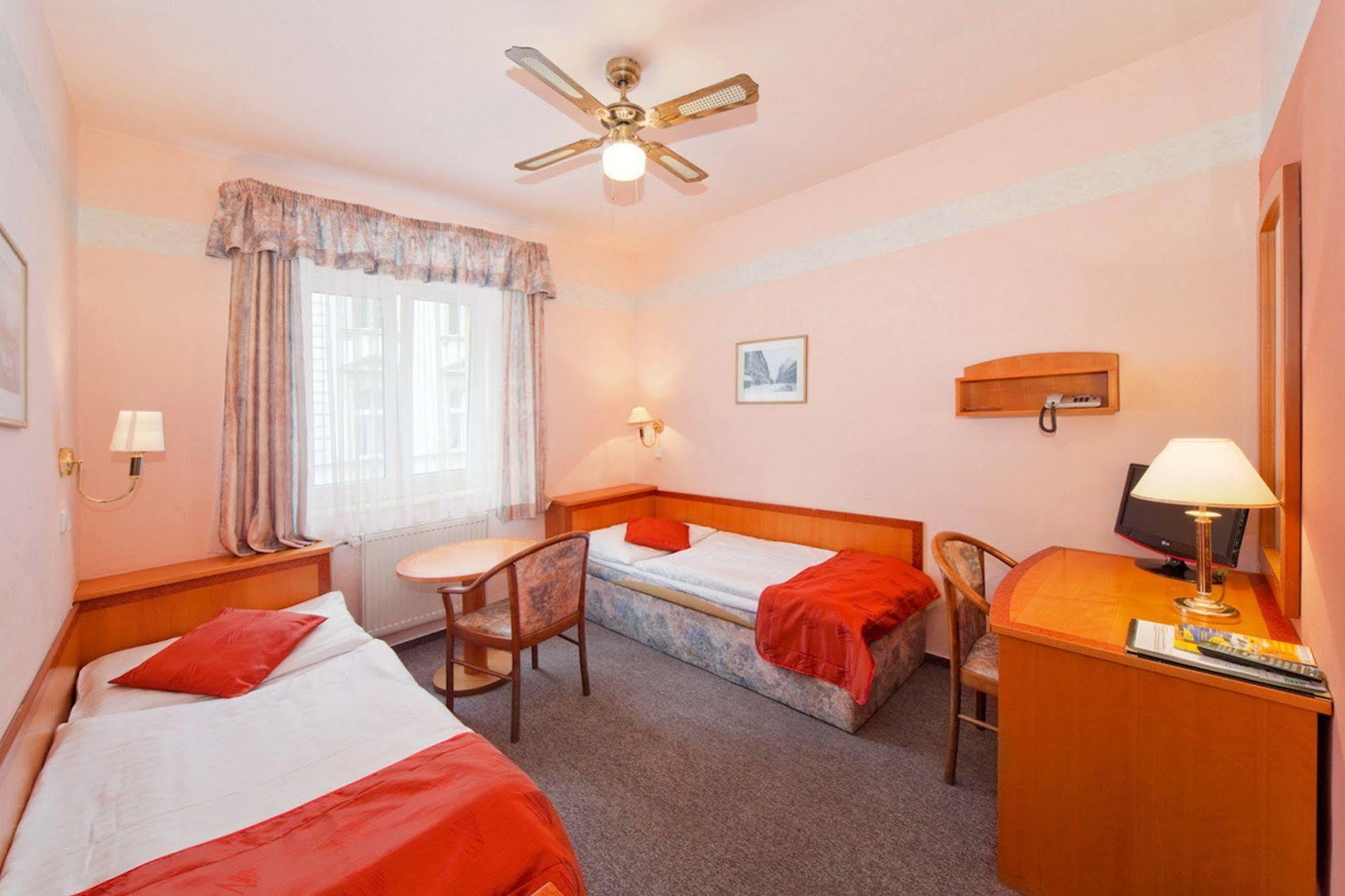 White Lion Hotel Prague