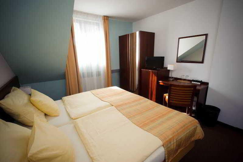 Hotel Petr 3*