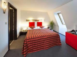 Prague Inn Hotel