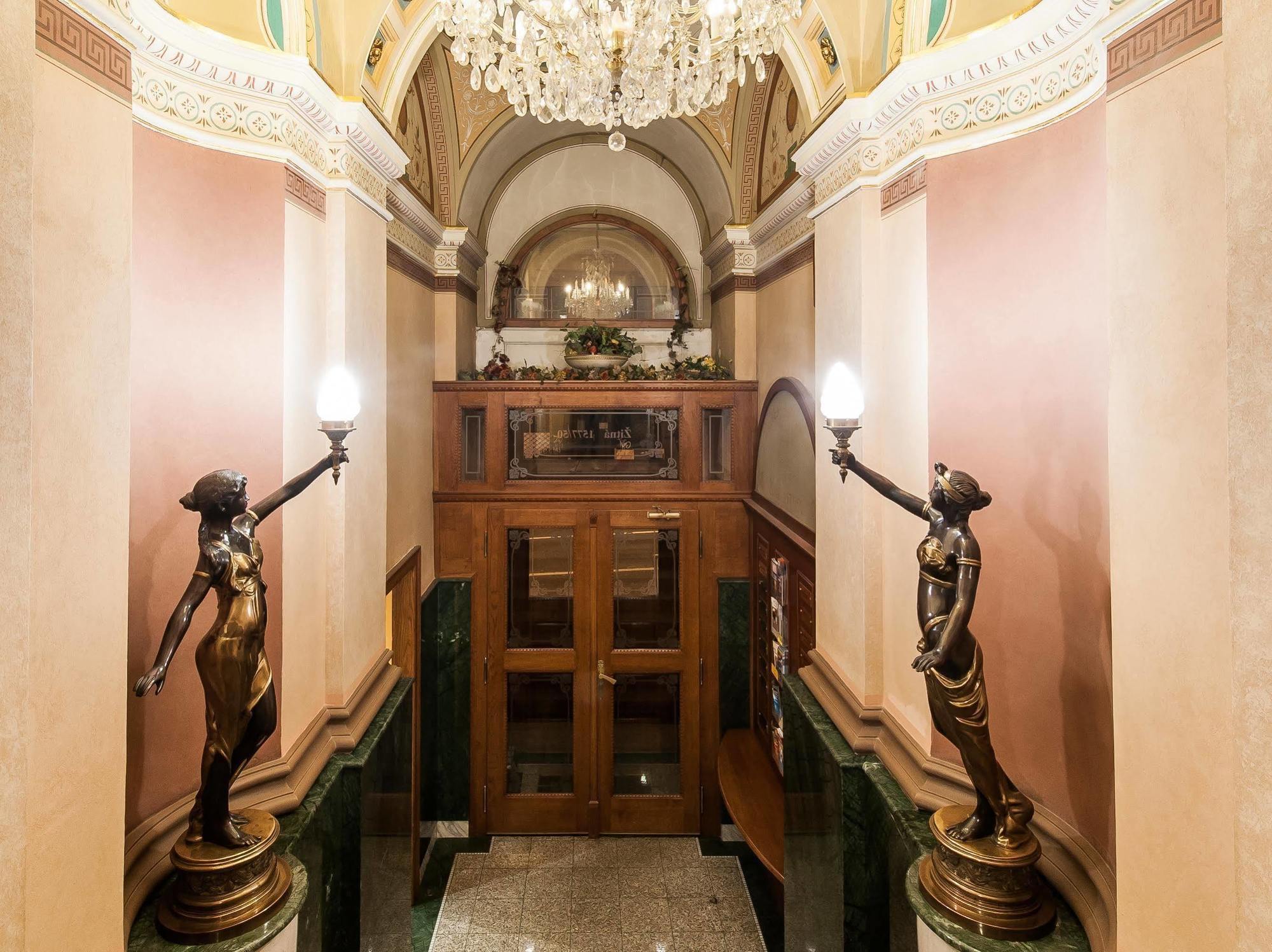 Hotell Bohemia Plaza