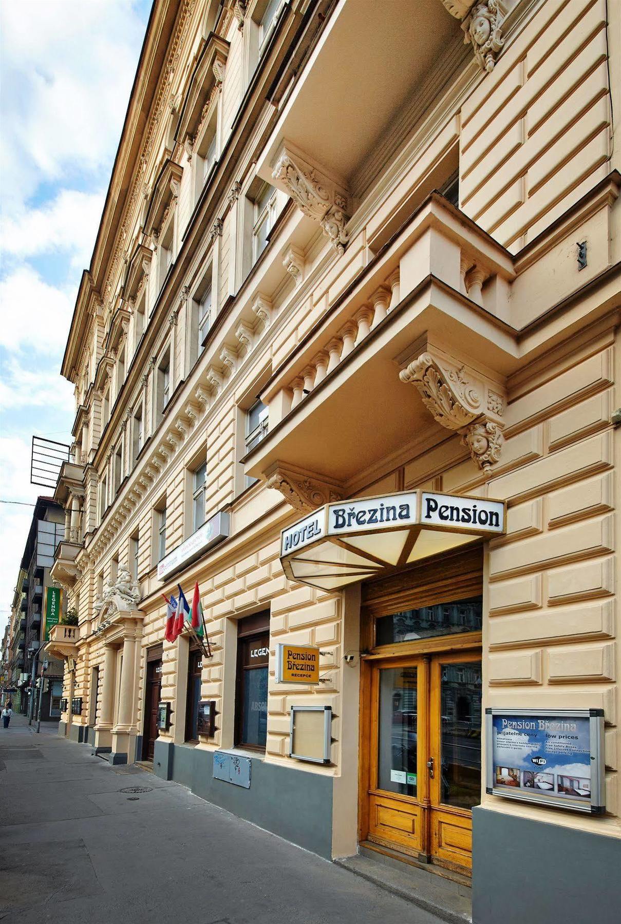Hotell Brezina