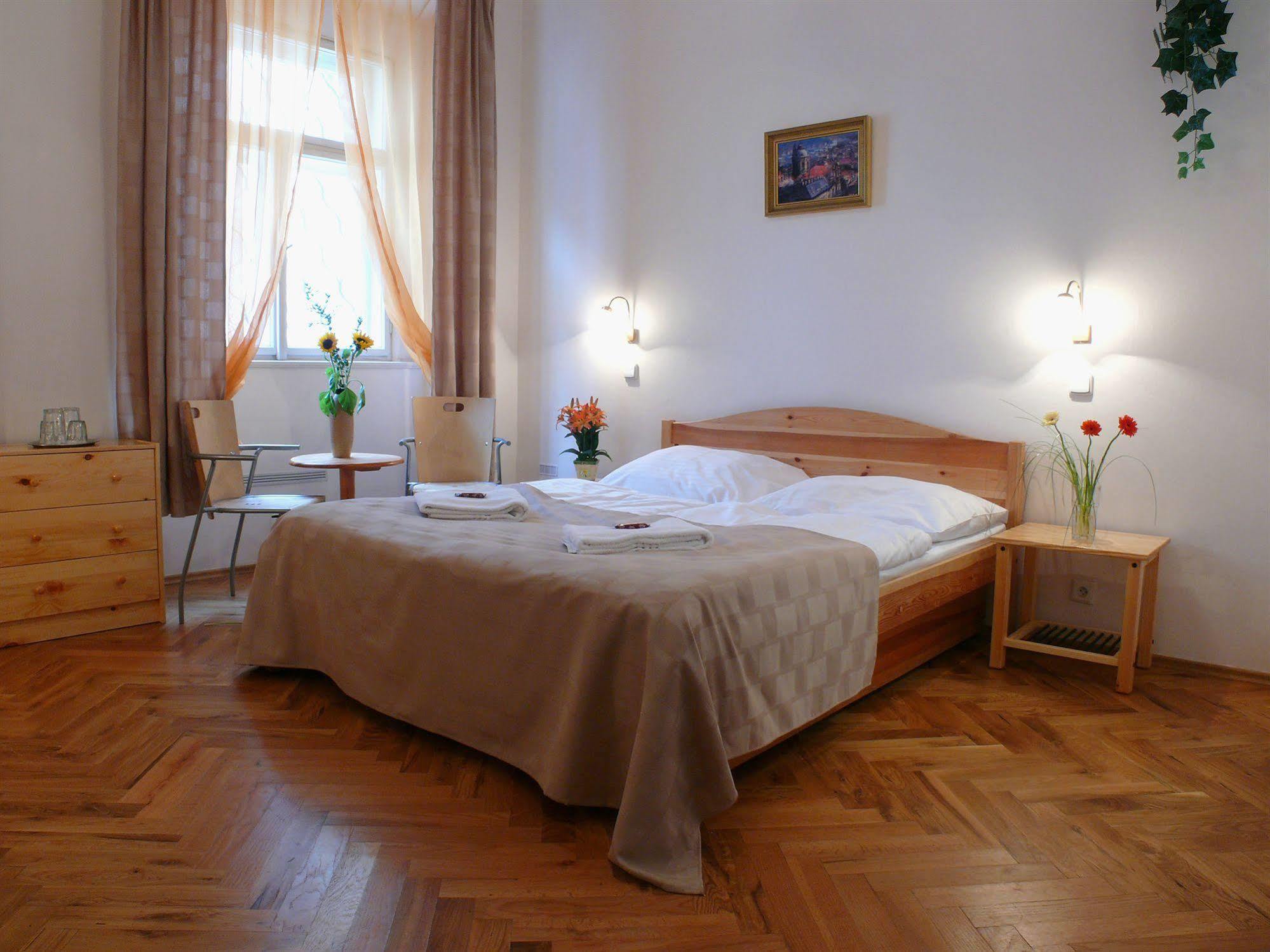 City 3* Prague