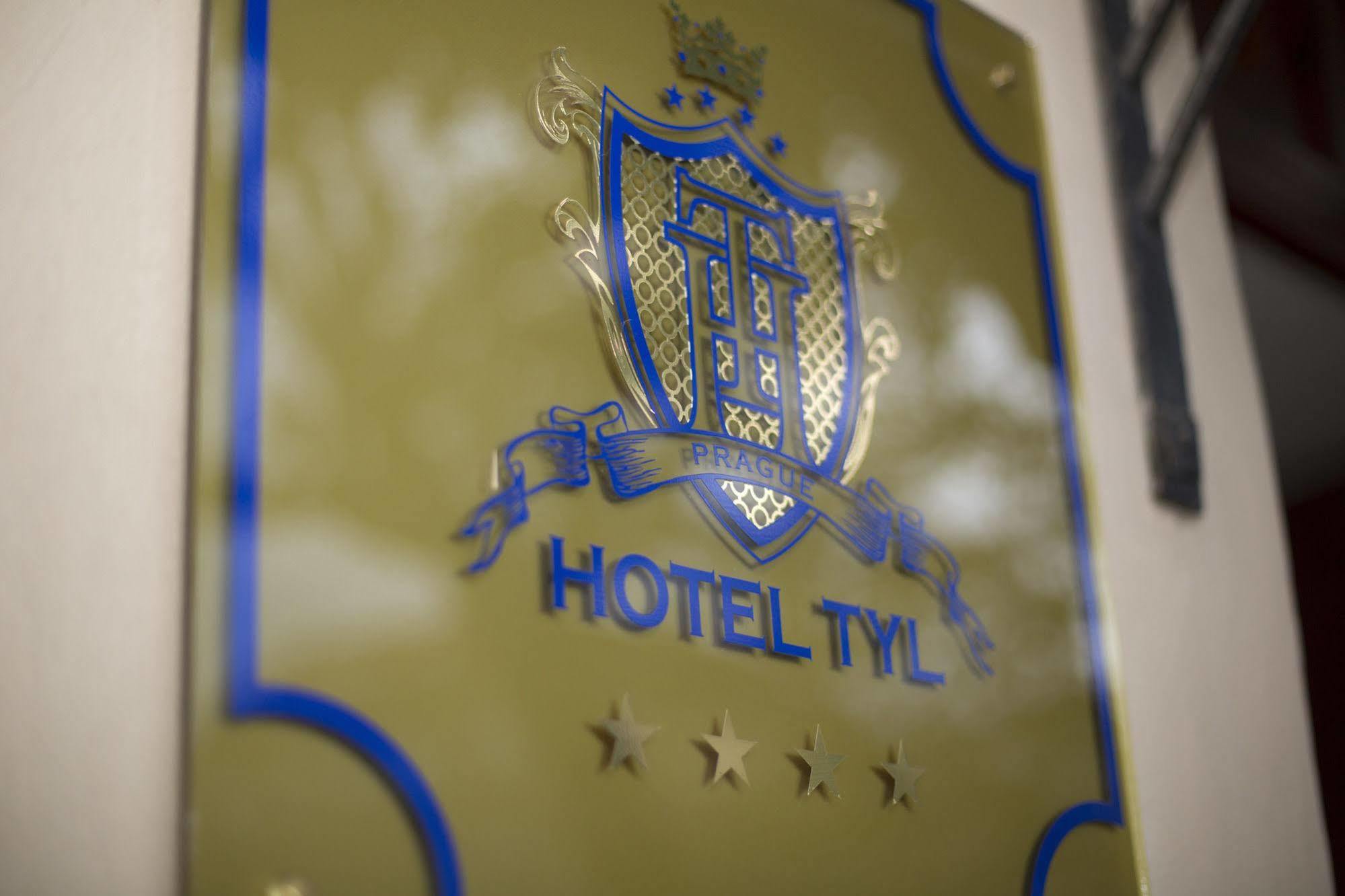 Hotell Tyl 4*