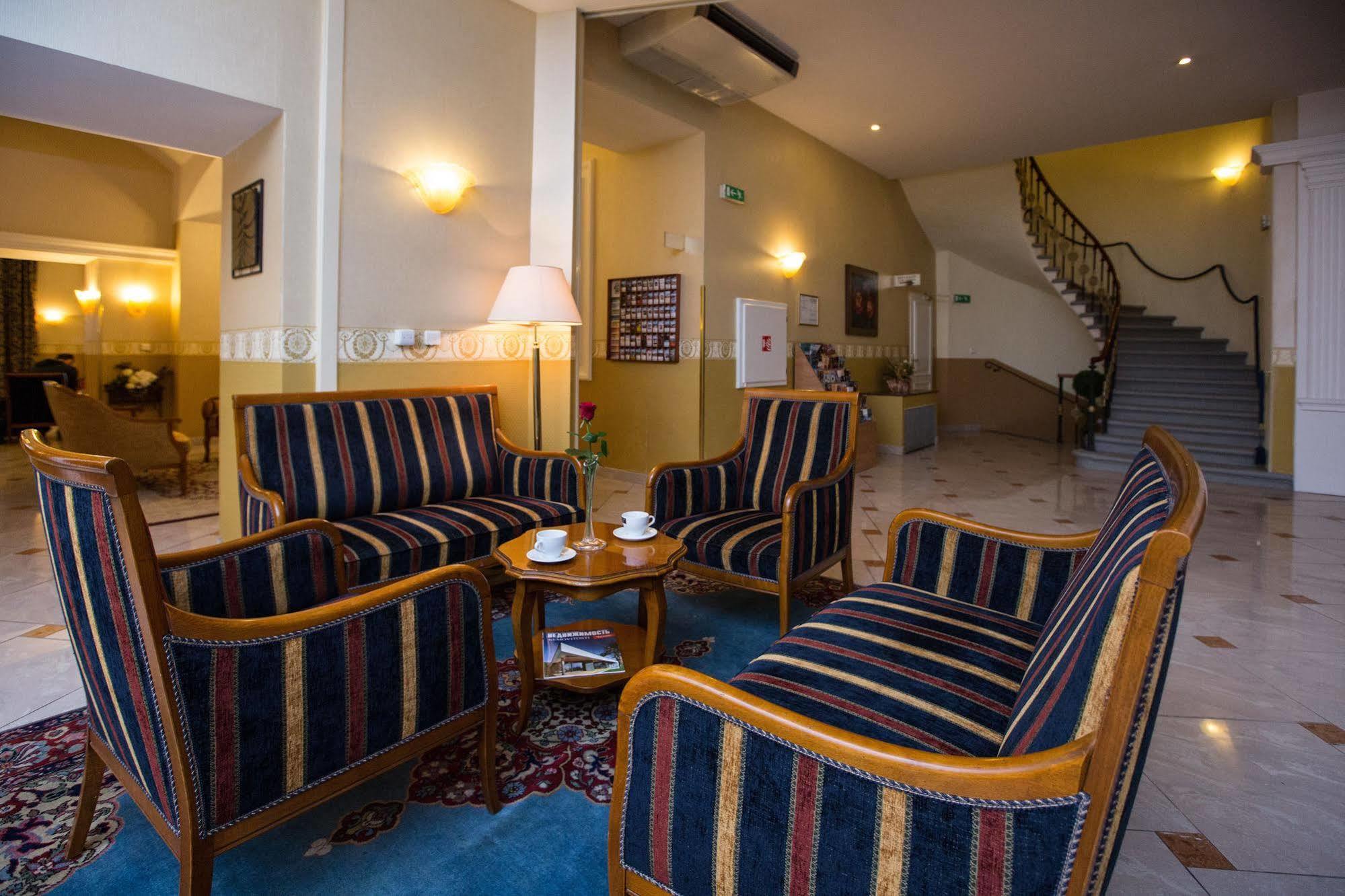 Tyl Hotell 4*