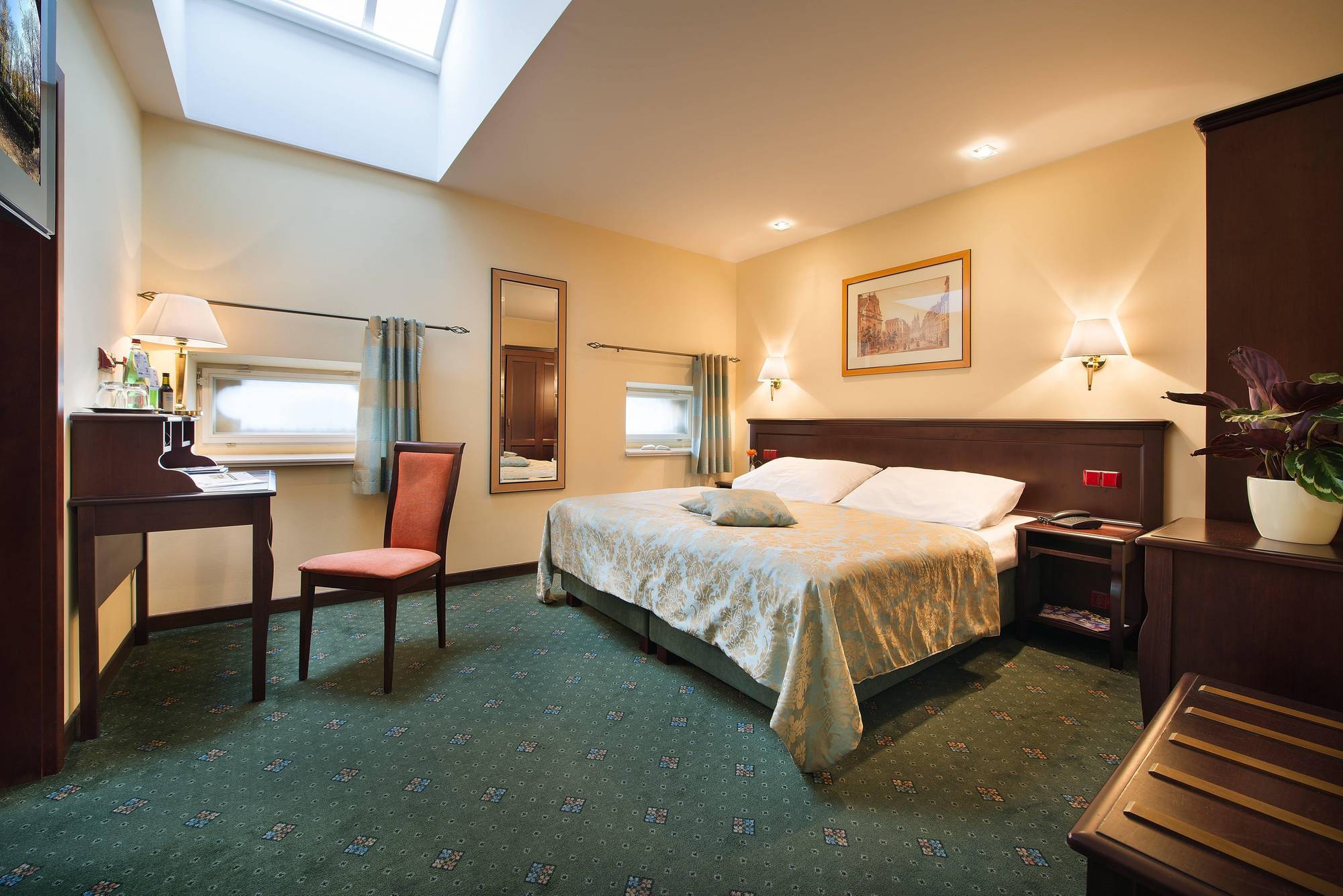 Hotel Ea Downtown