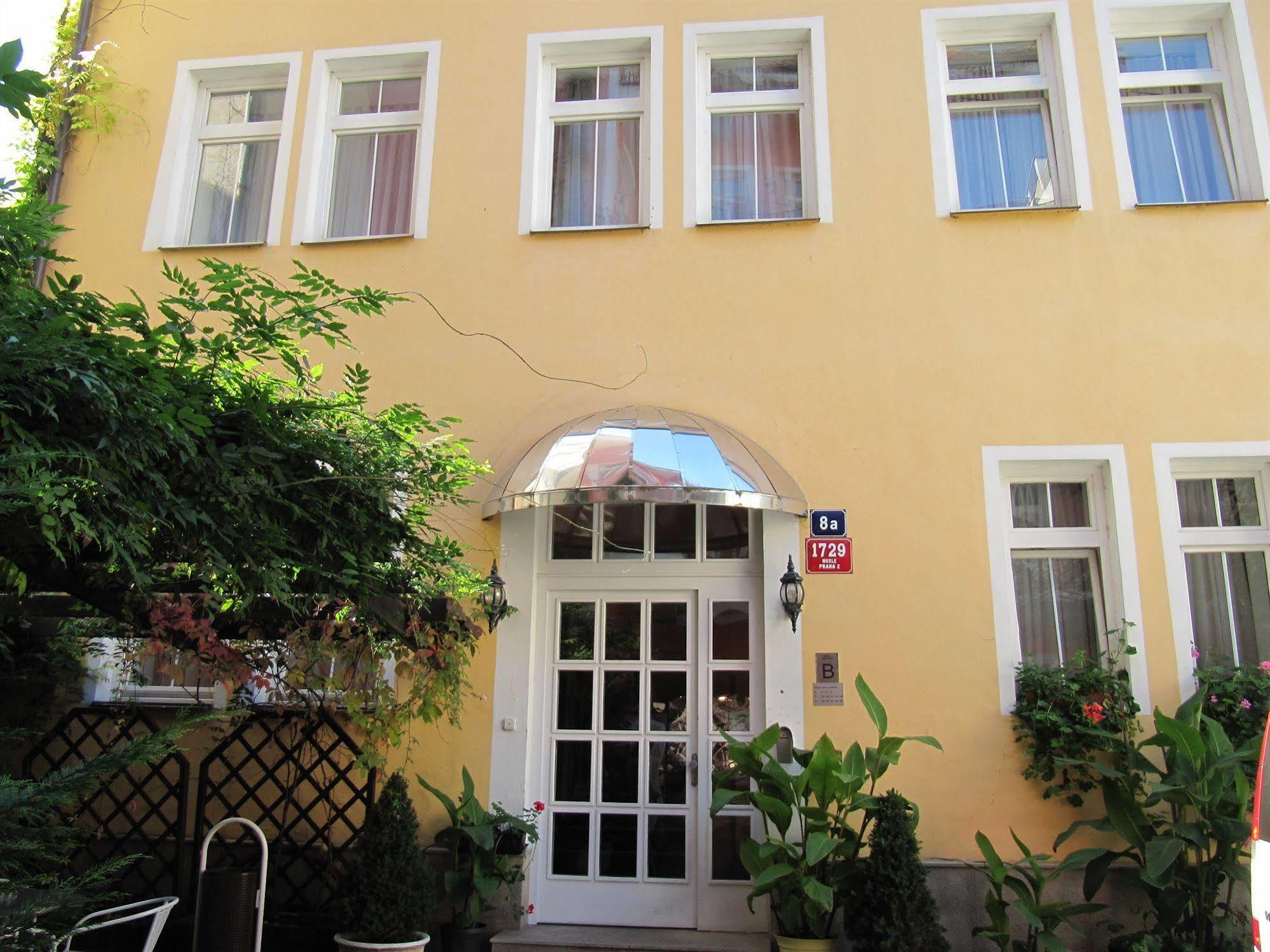 Hotell Amadeus Prag