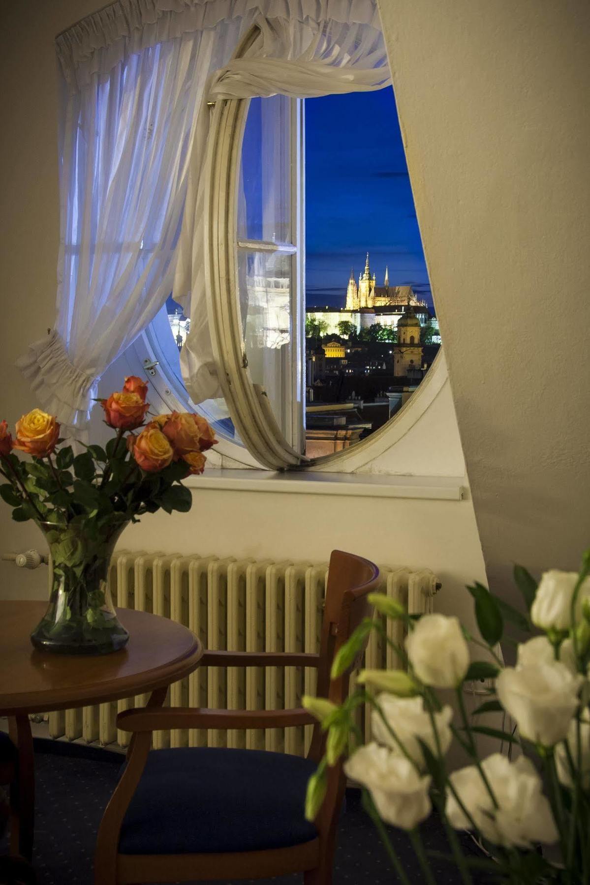 The Botanist Aparthotel 4*