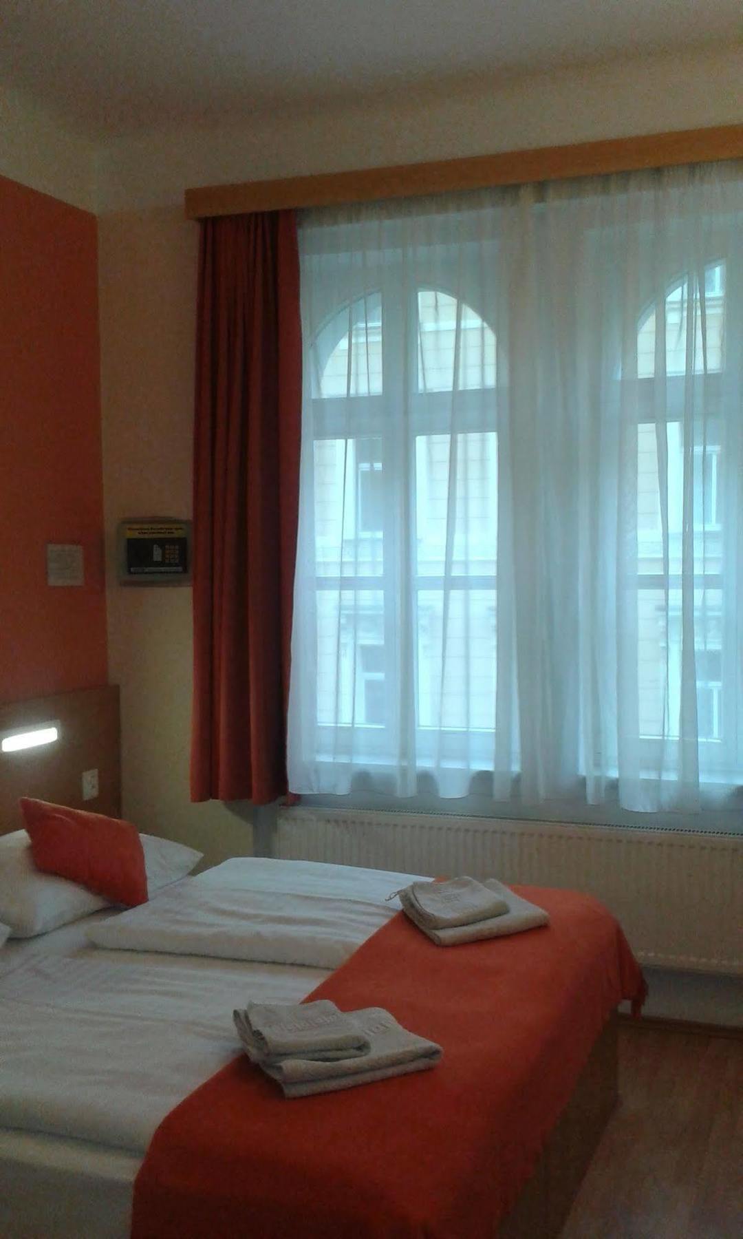 Hotell Tabor 3*