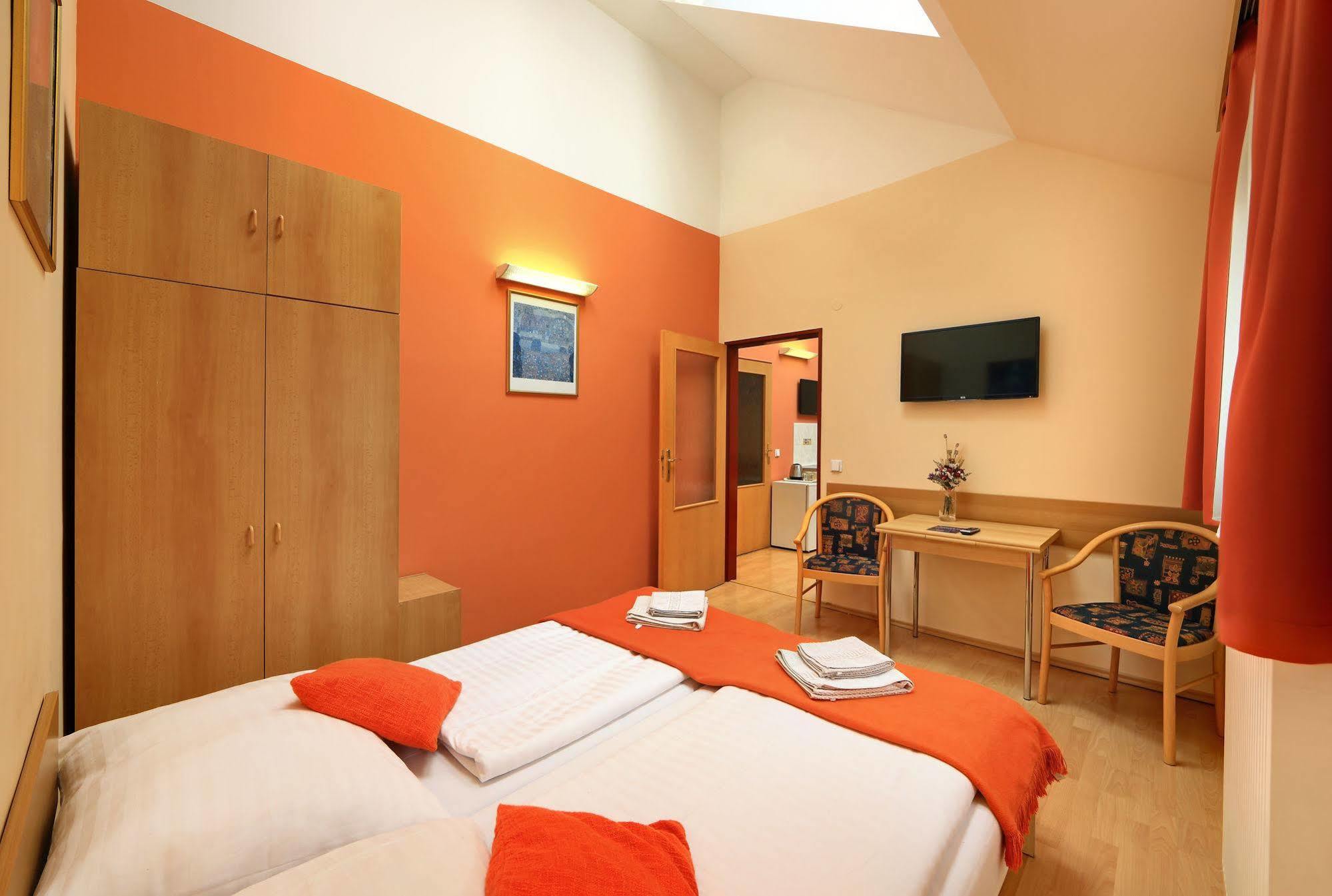 Hotell Tabor 3*