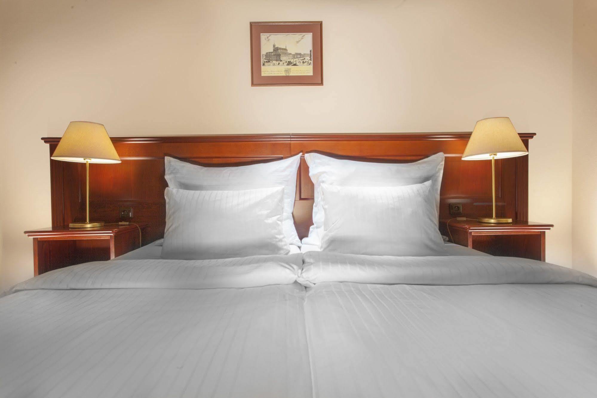 Hotel Lunik