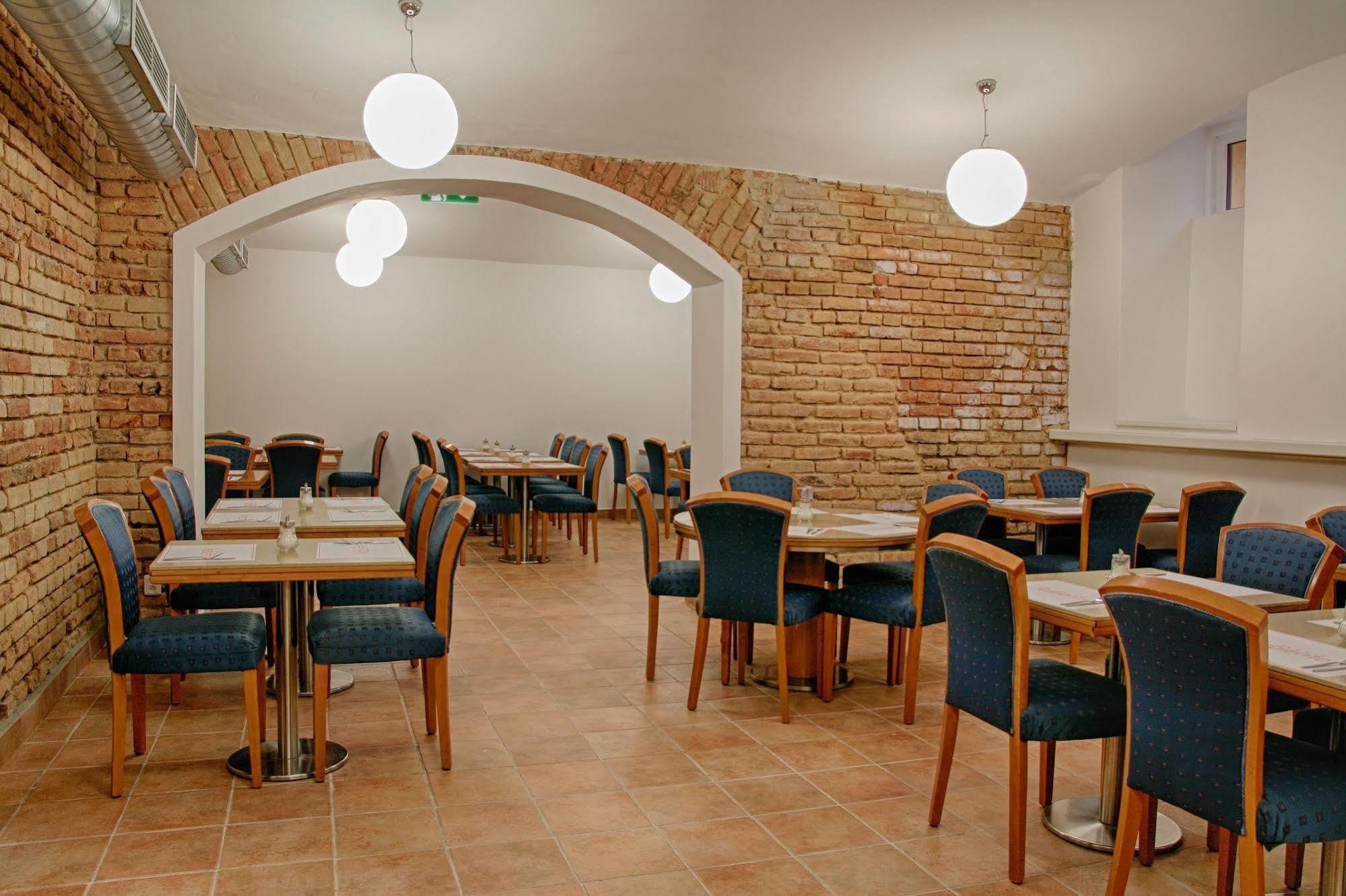 Ambiance 4* Prague