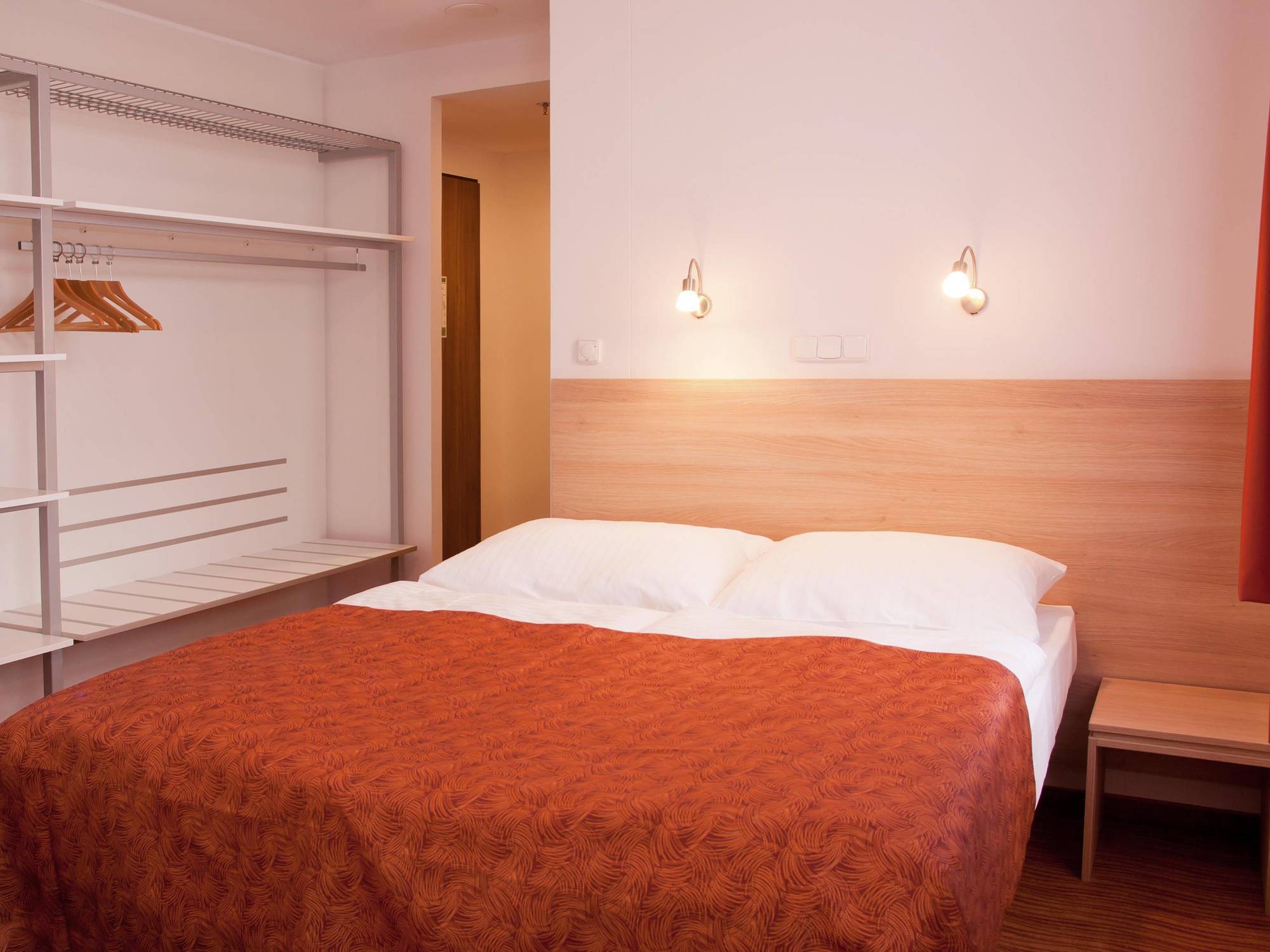 Hotel Ambiance 4*