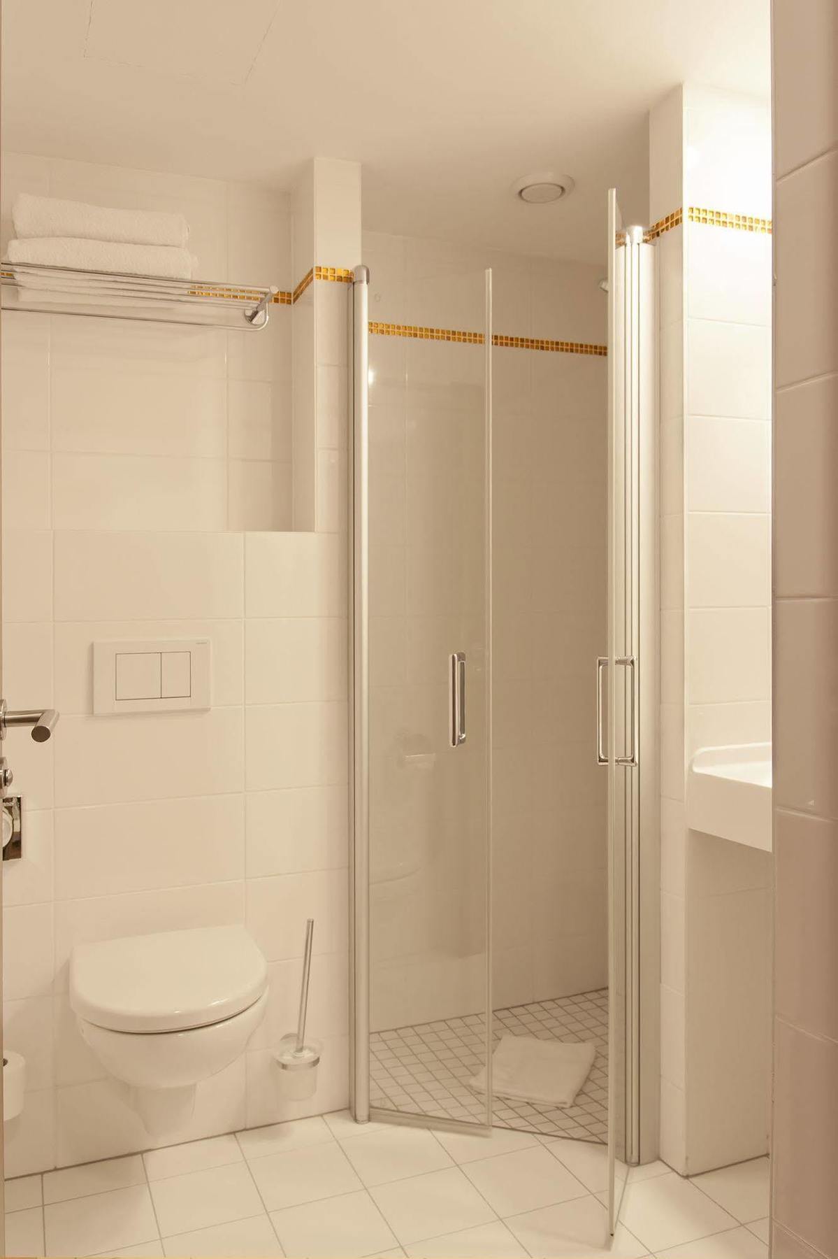 Ambiance Hotel
