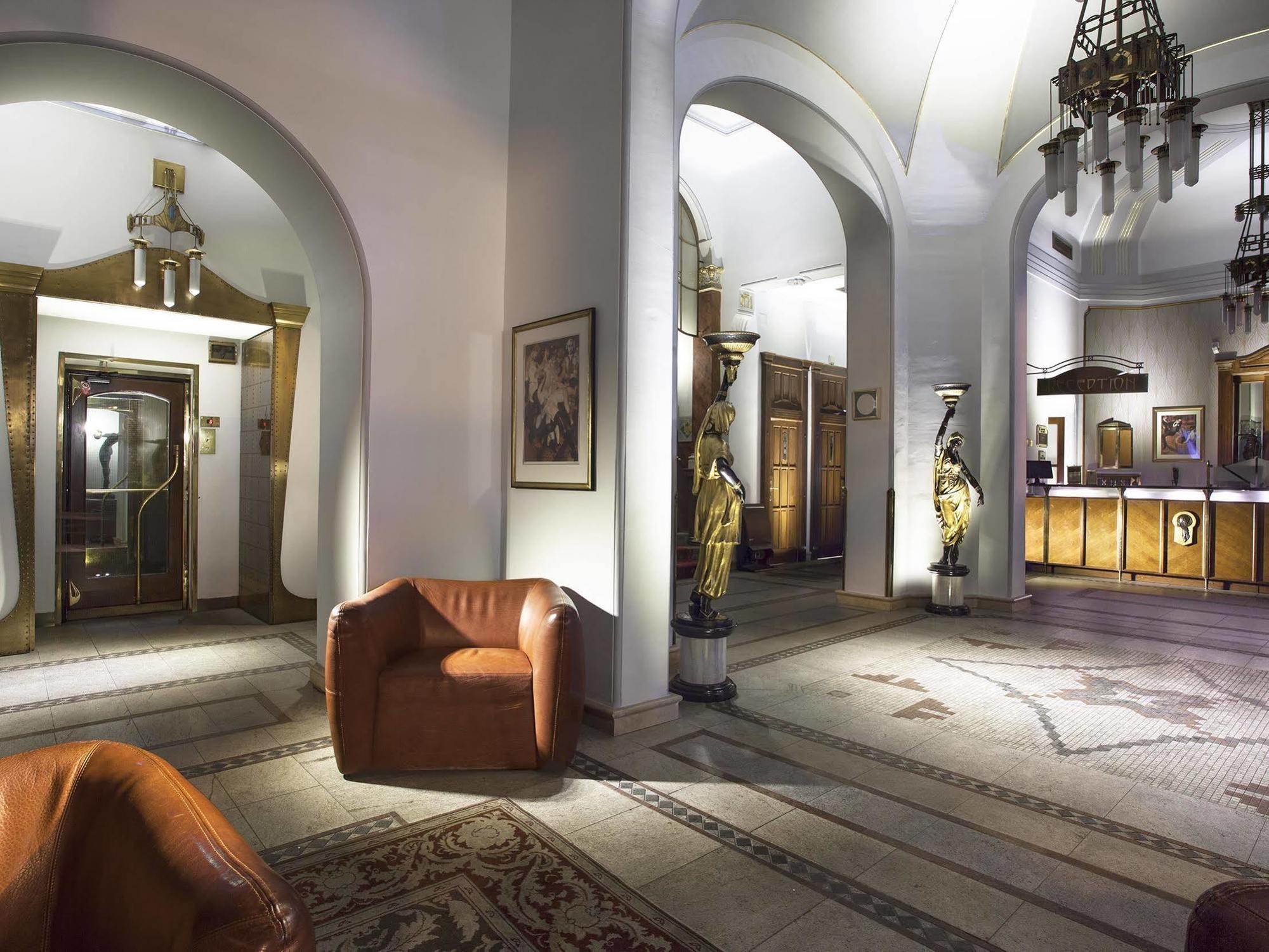 Paris 5*