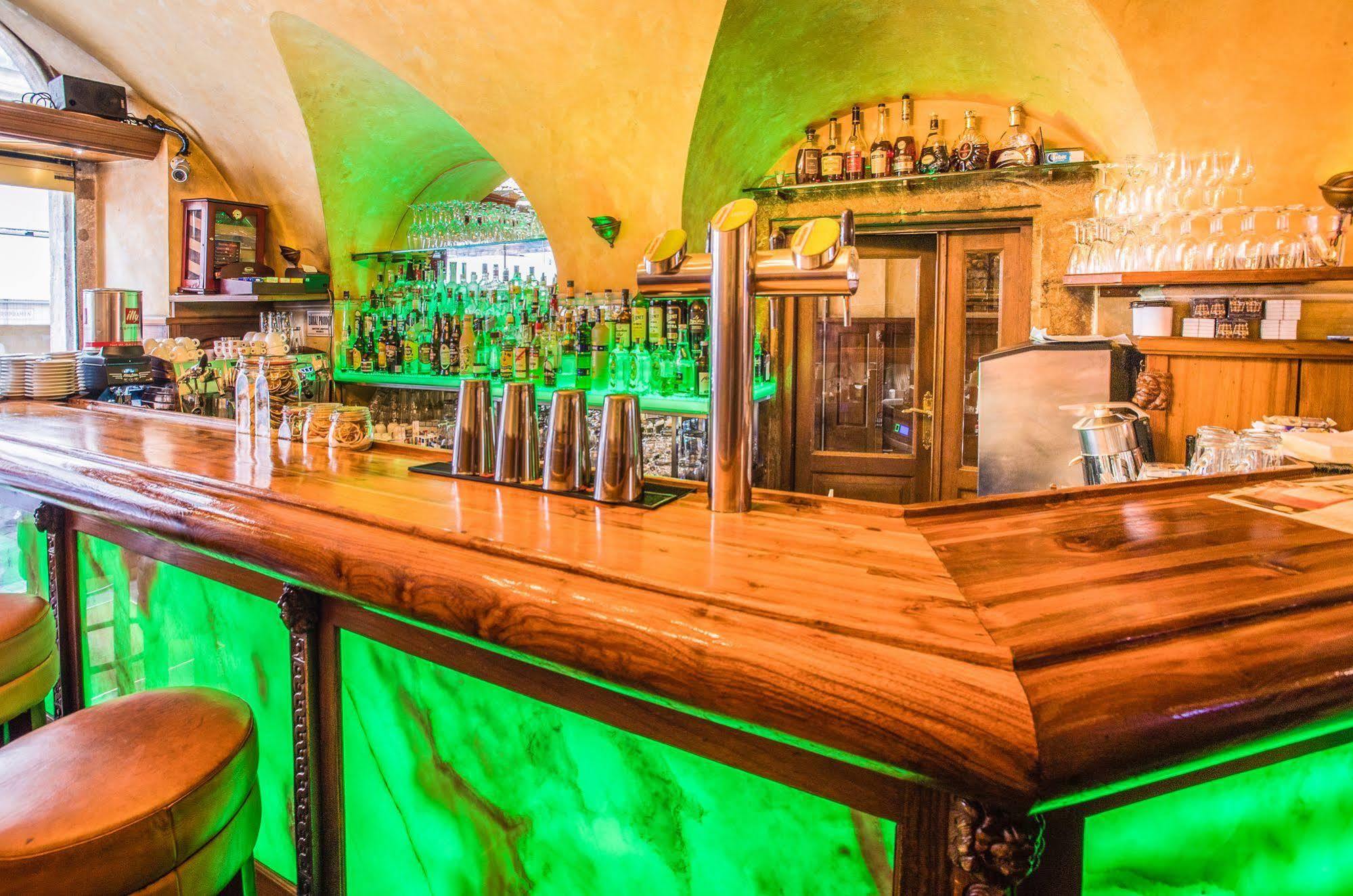 Hotel U Zlateho Stromu By Bhg Prague