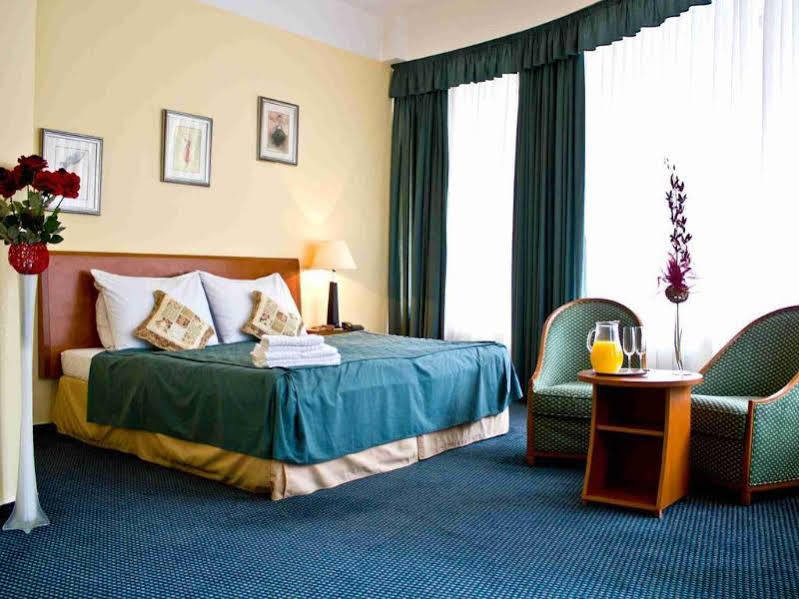 Hotell Harmony Prag
