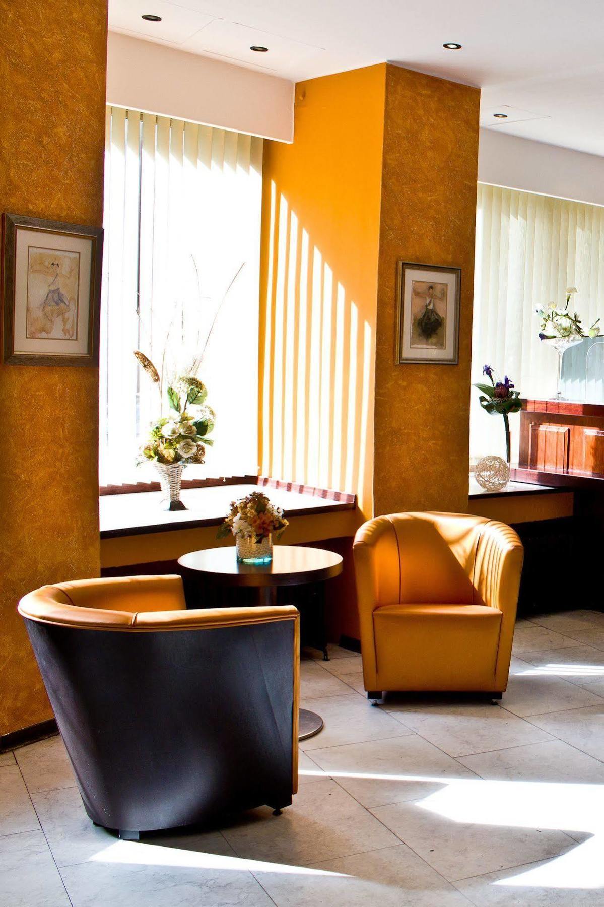 Harmony Hotell 3*