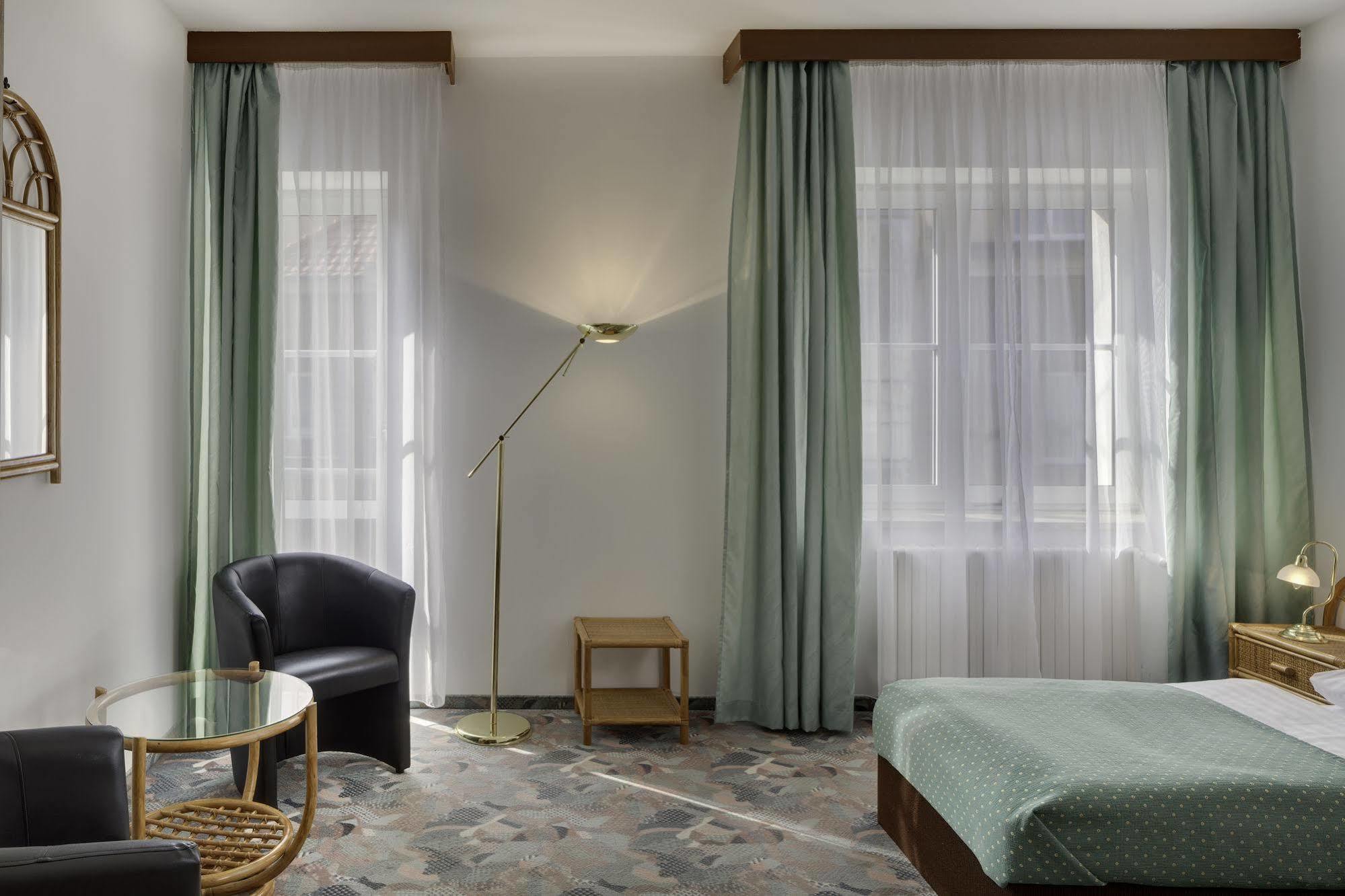 Otar Hotell Prag