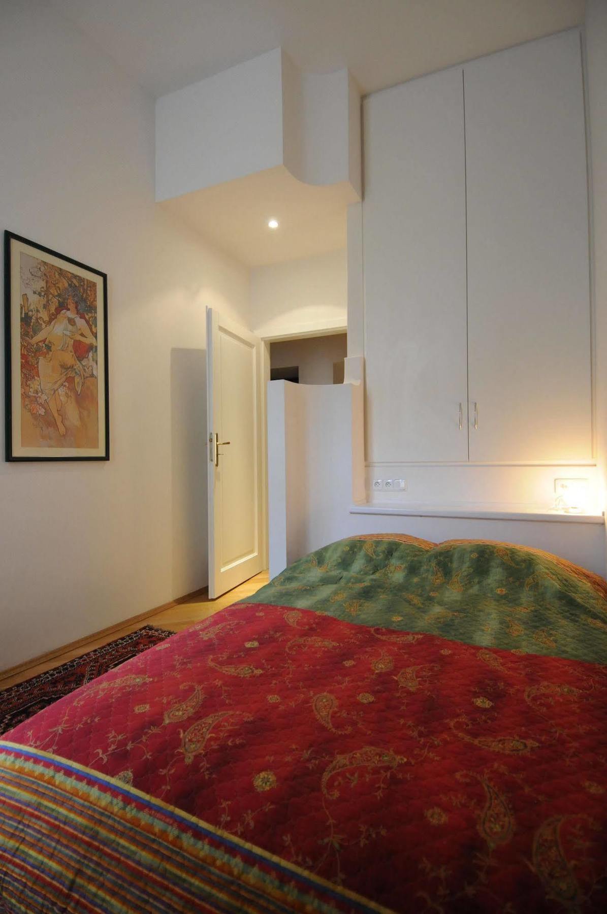 Pvh Charming Flats Odboru * Prag